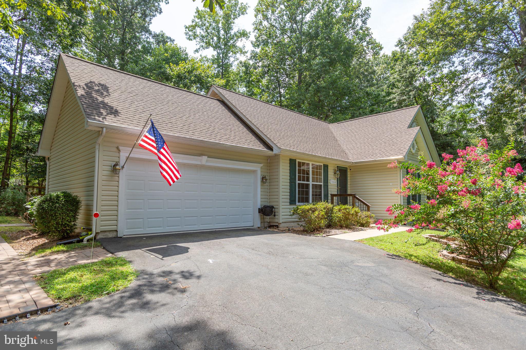 PRESIDENTIAL LAKES - Residential