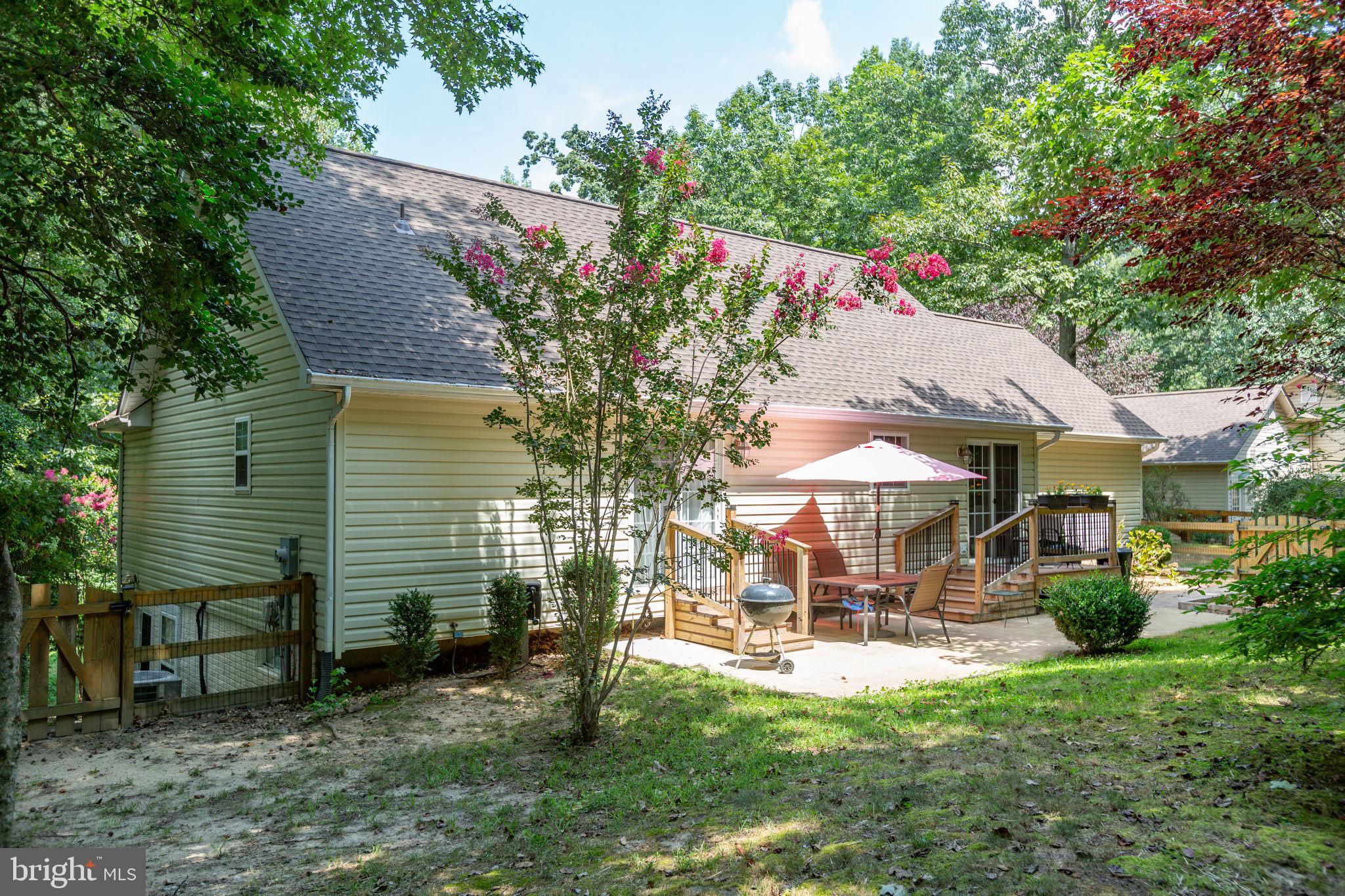 PRESIDENTIAL LAKES - Residential