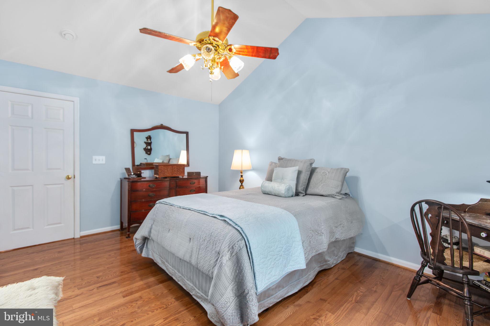 PRESIDENTIAL LAKES - Residential