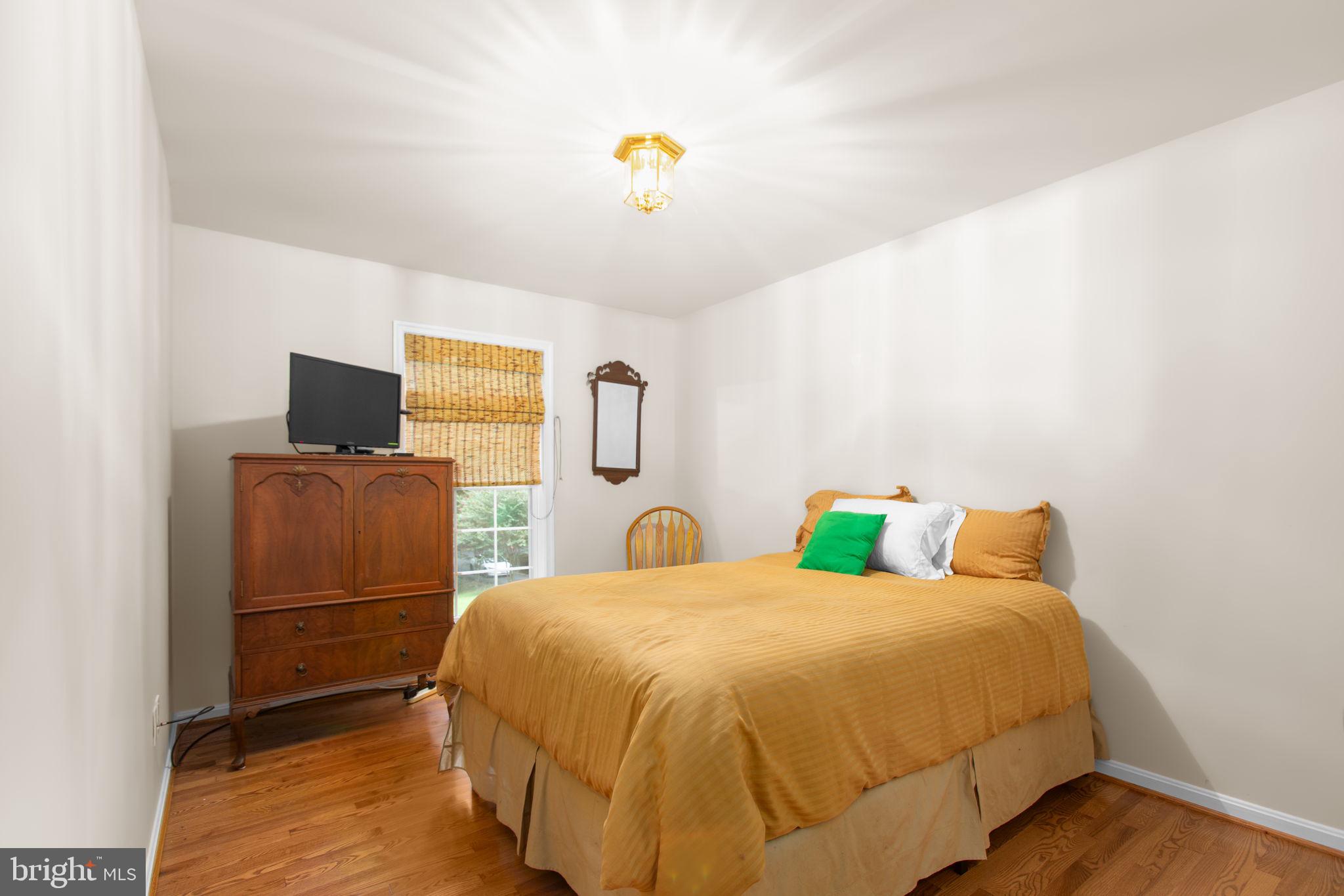 PRESIDENTIAL LAKES - Residential