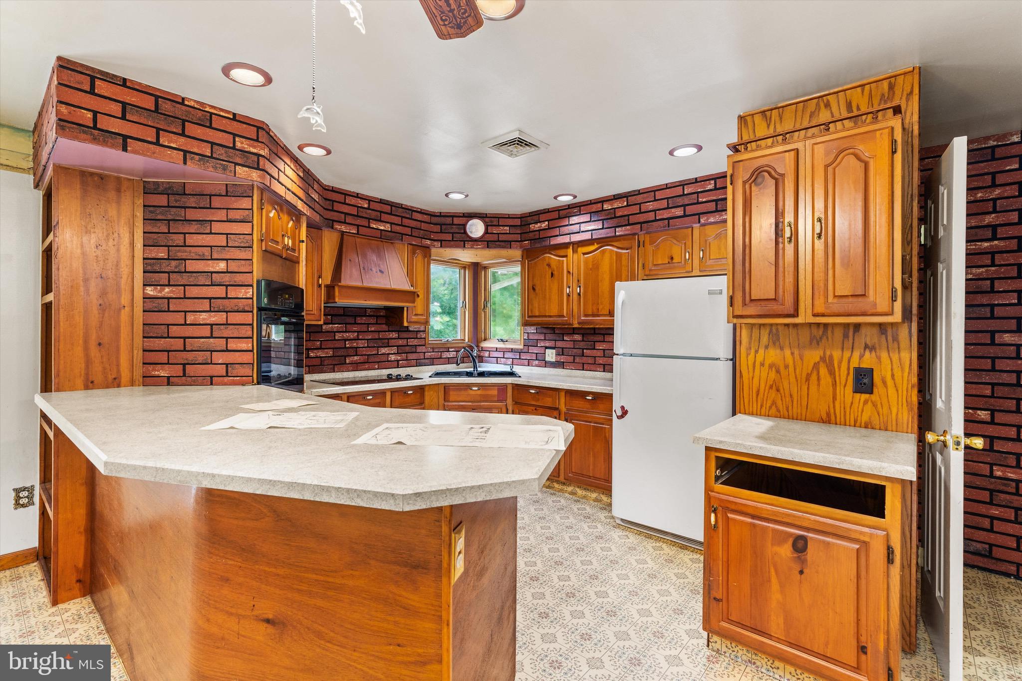 HIGH BANKS ESTATES - Residential