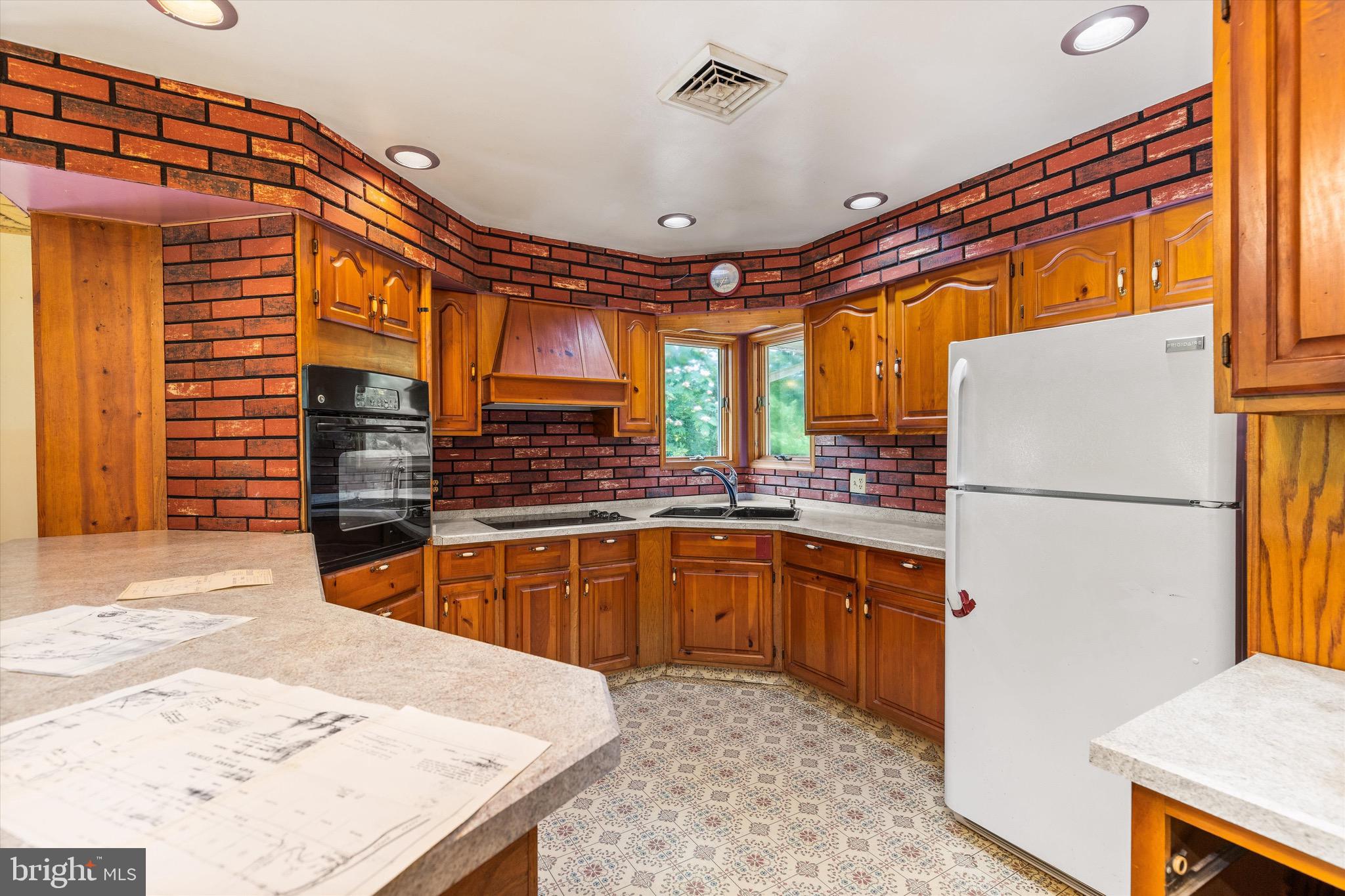 HIGH BANKS ESTATES - Residential