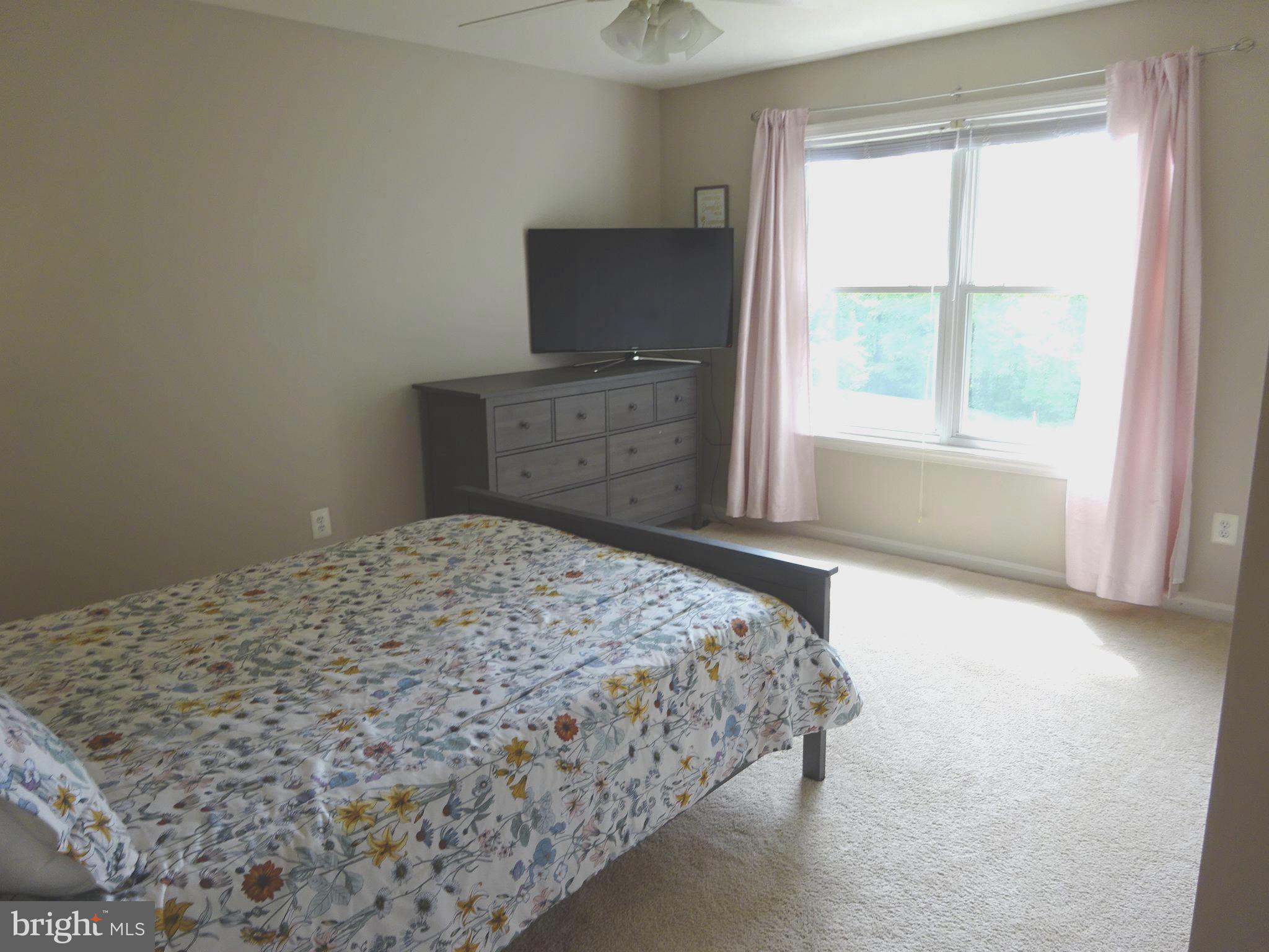 HUNTERS RIDGE - Residential