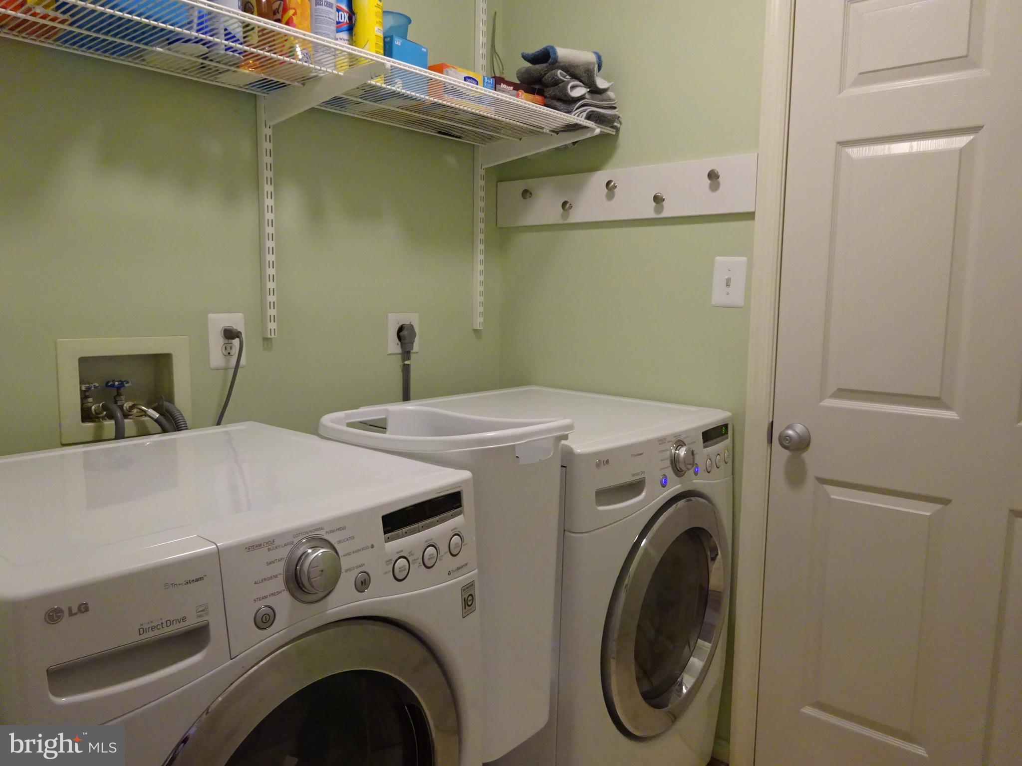 HUNTERS RIDGE - Residential