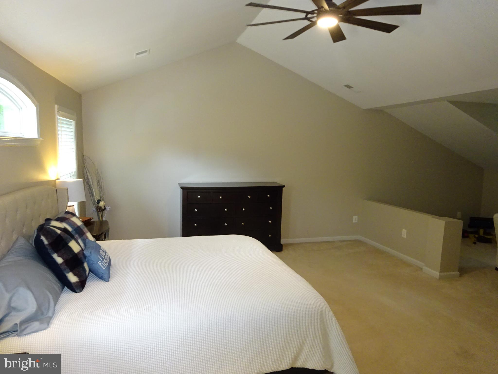 HUNTERS RIDGE - Residential