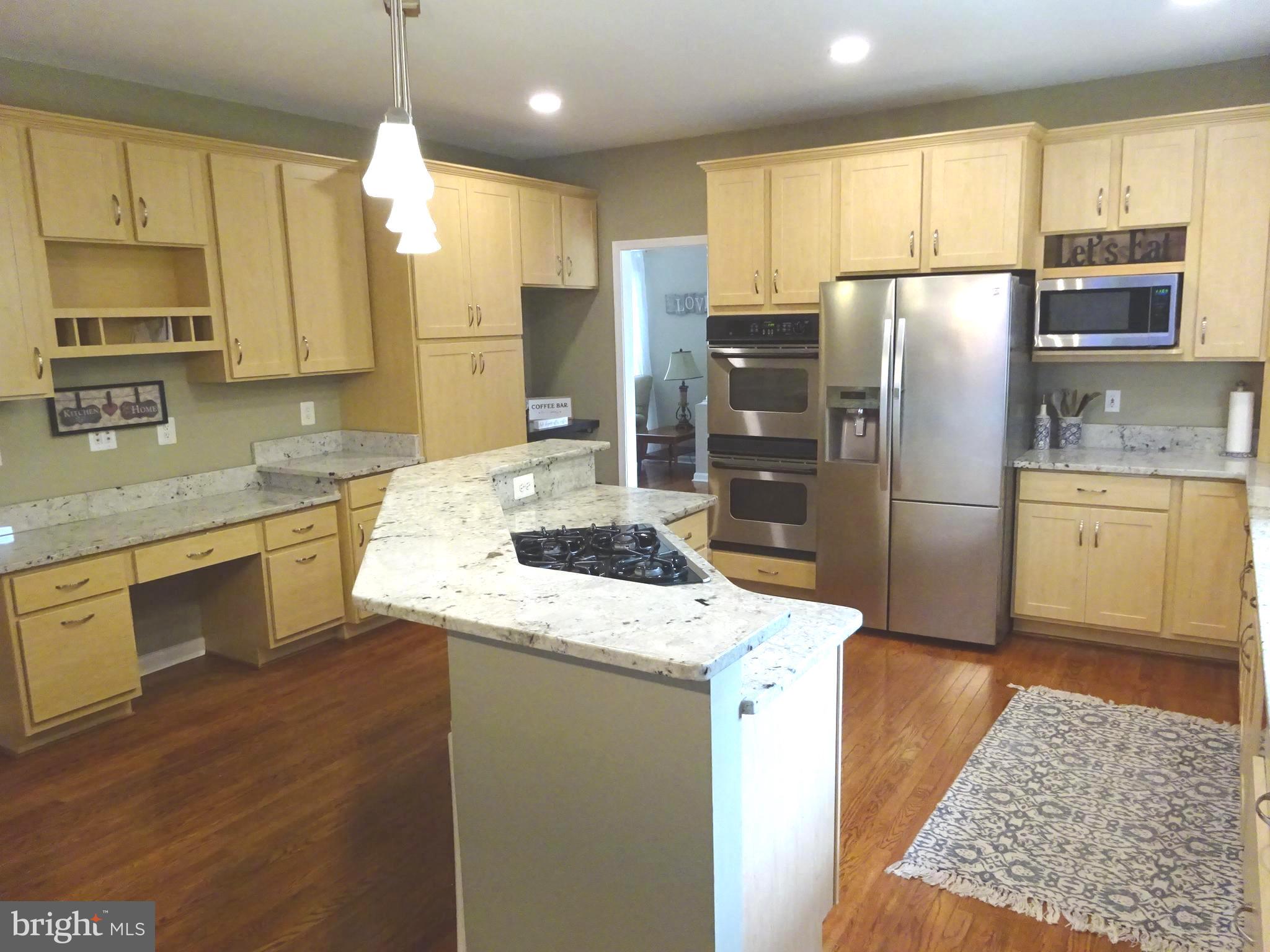 HUNTERS RIDGE - Residential