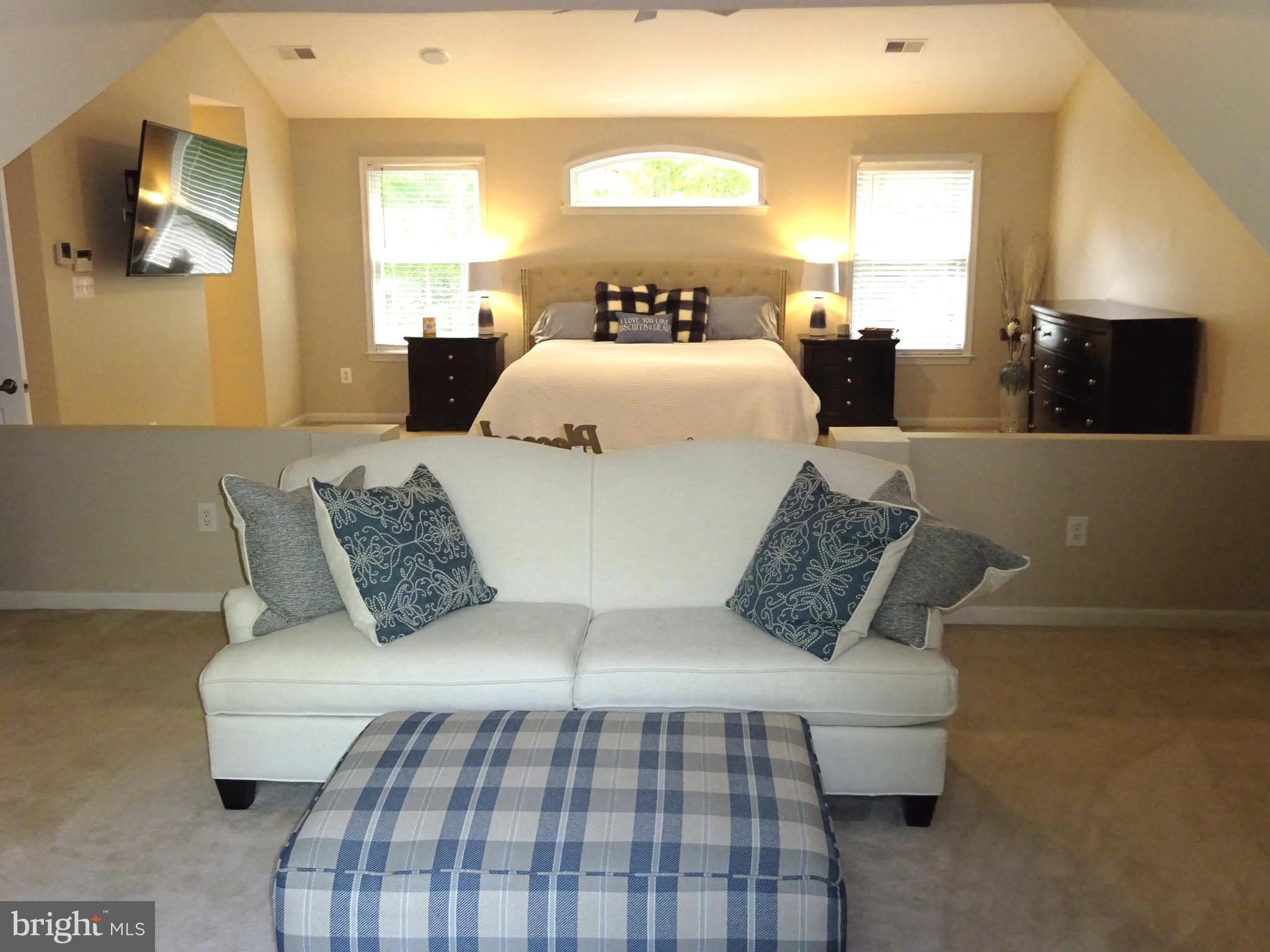 HUNTERS RIDGE - Residential