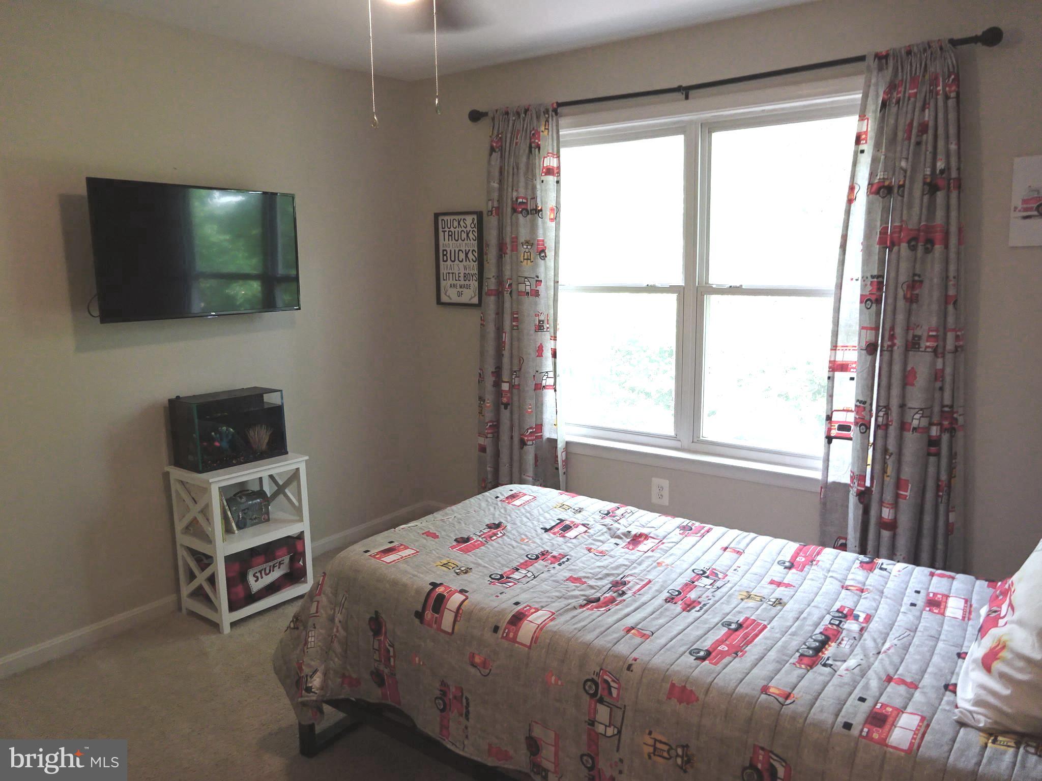 HUNTERS RIDGE - Residential