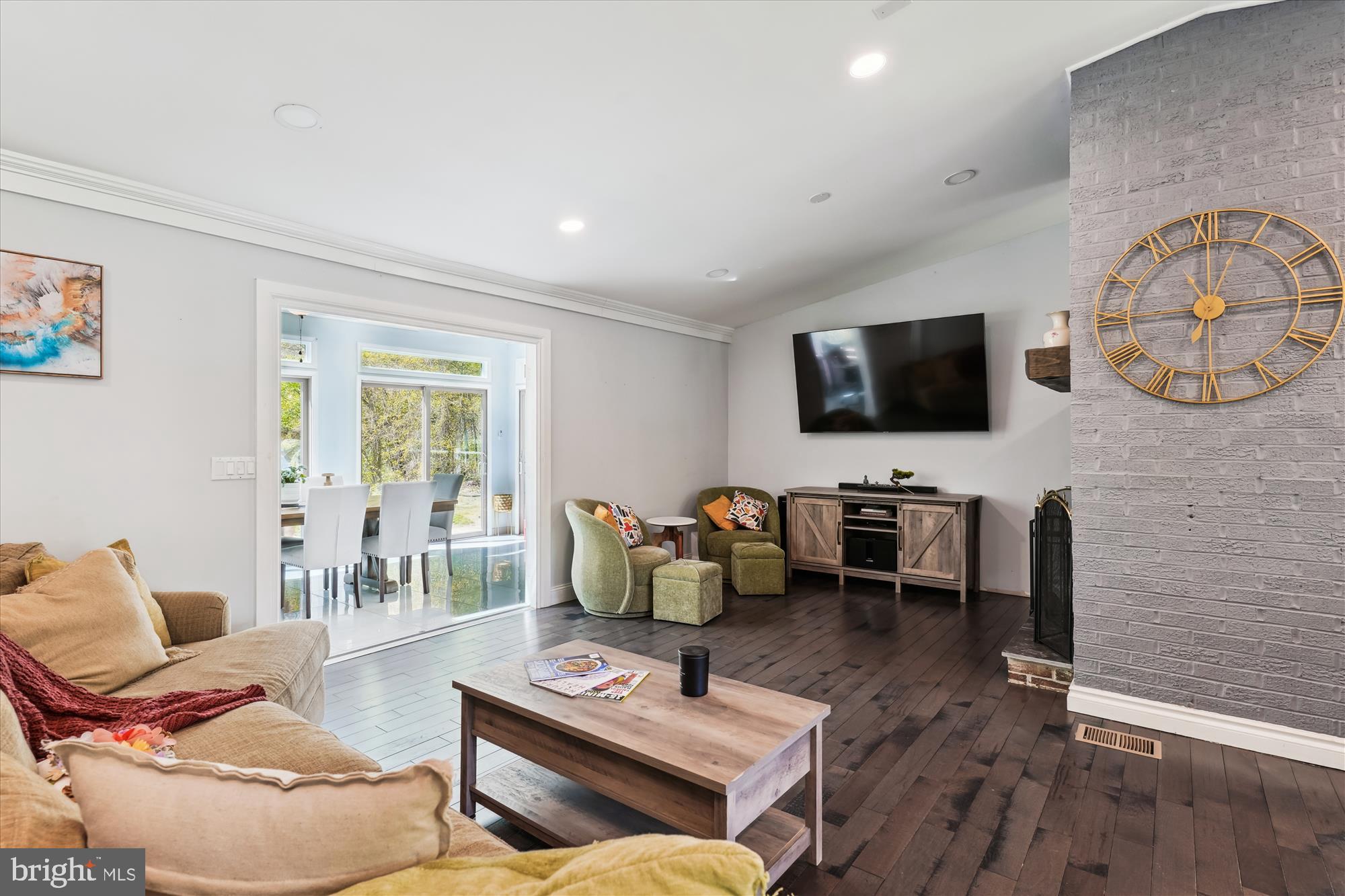 ANGELICA - Residential