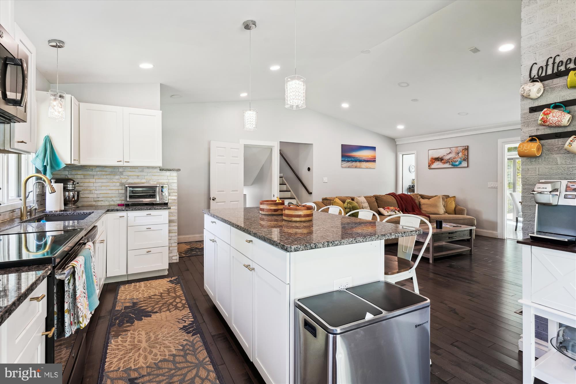 ANGELICA - Residential