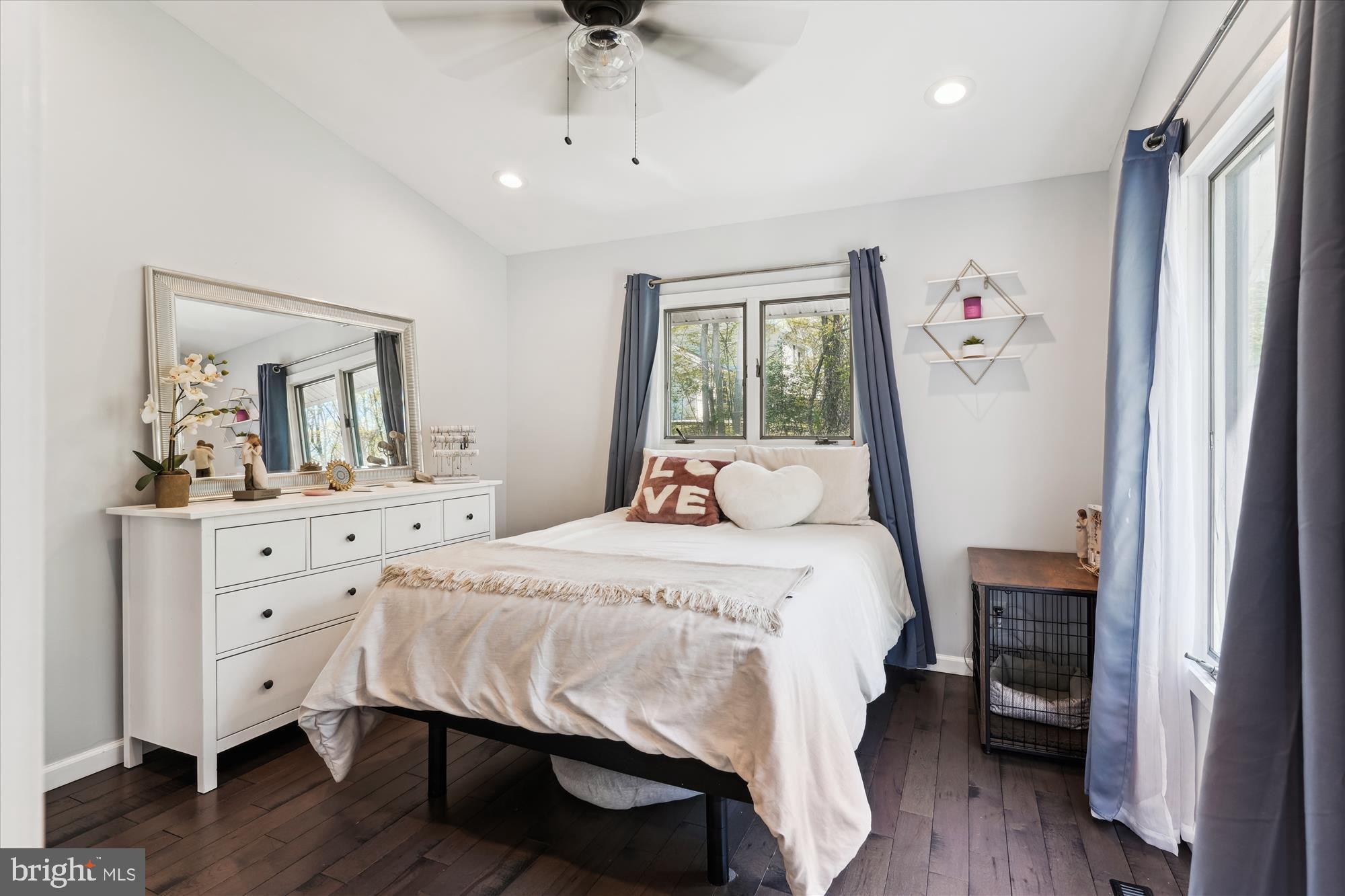 ANGELICA - Residential