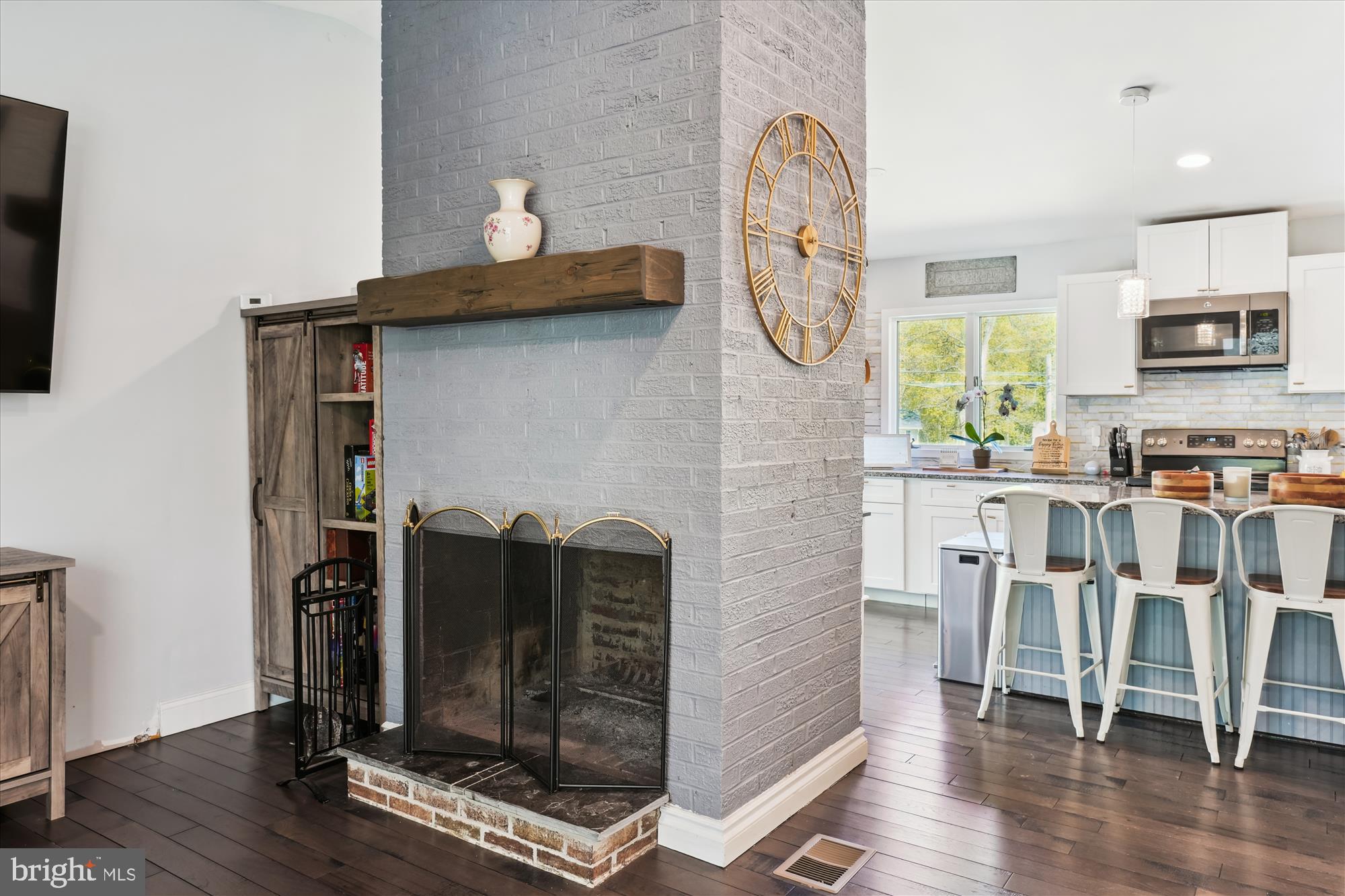 ANGELICA - Residential