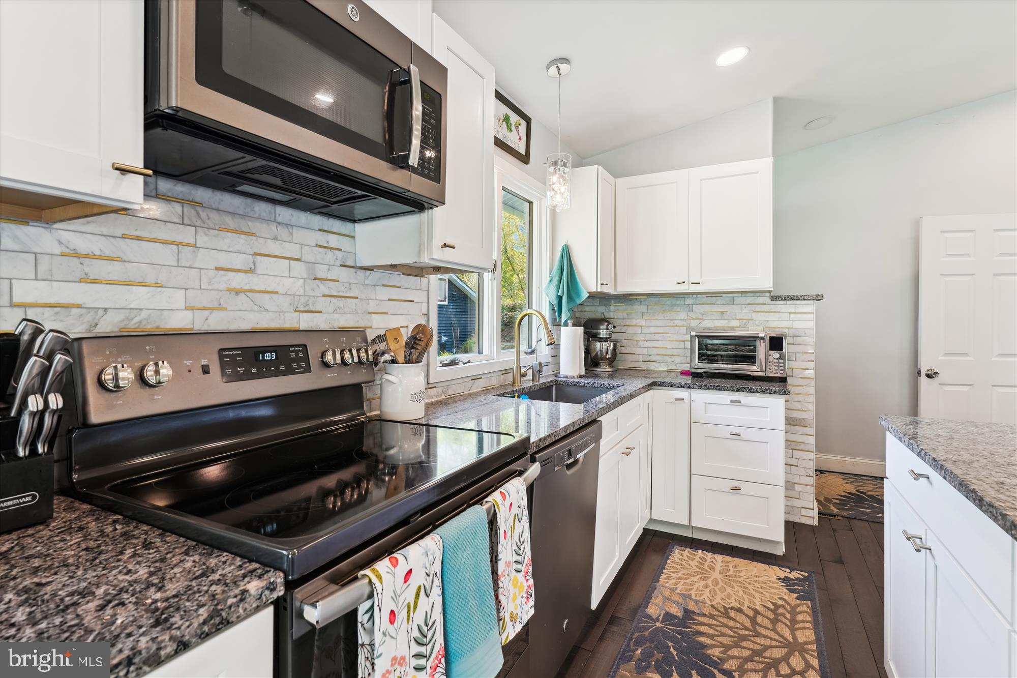 ANGELICA - Residential