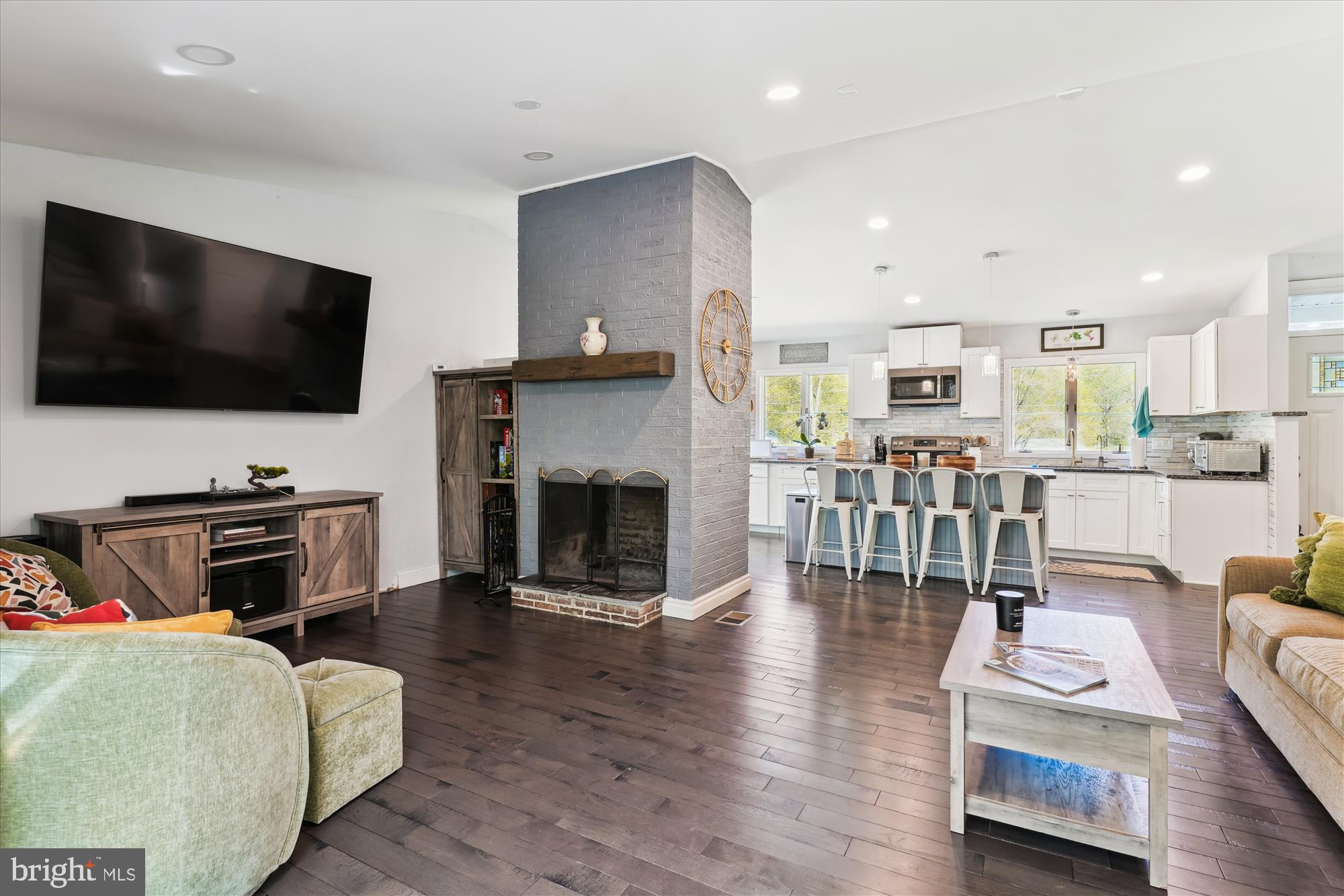 ANGELICA - Residential