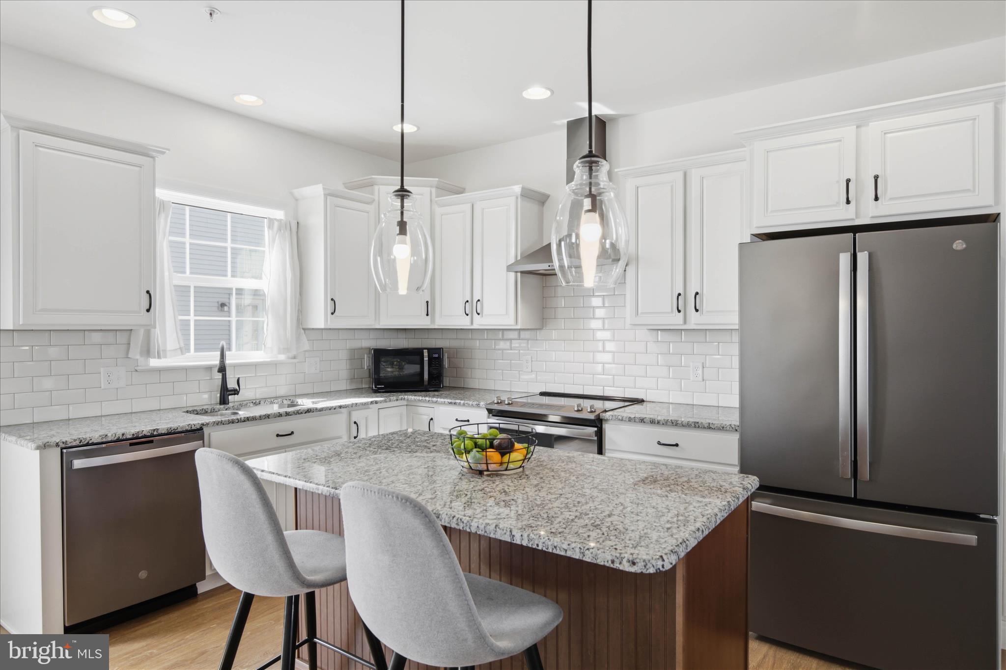 LIME SPRING FARM - Residential