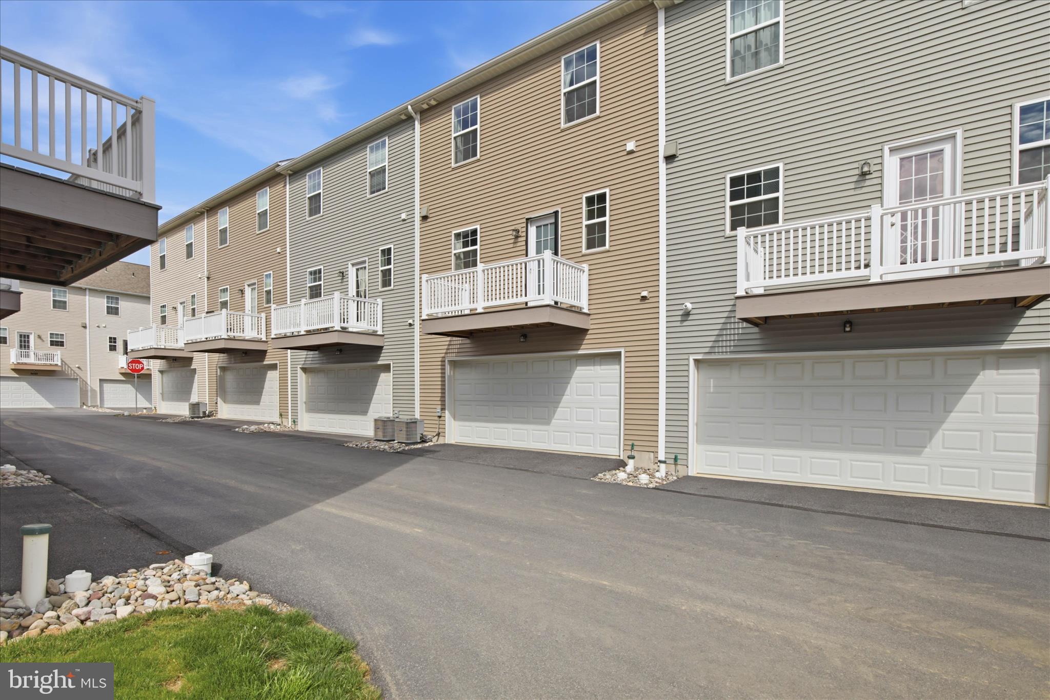 LIME SPRING FARM - Residential