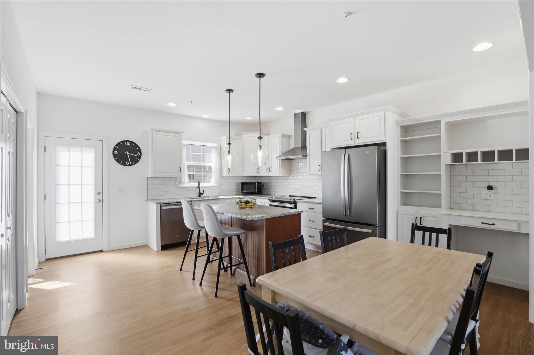 LIME SPRING FARM - Residential