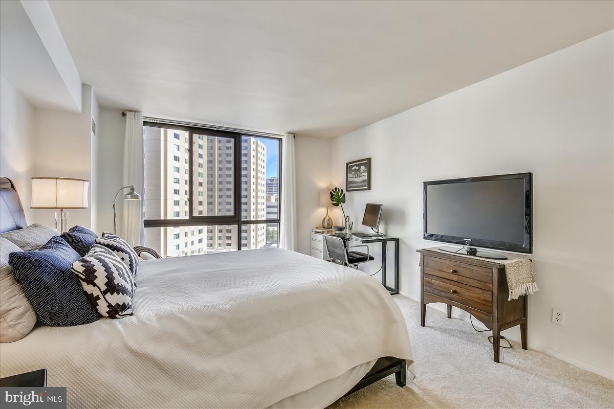 FRIENDSHIP HEIGHTS - Residential