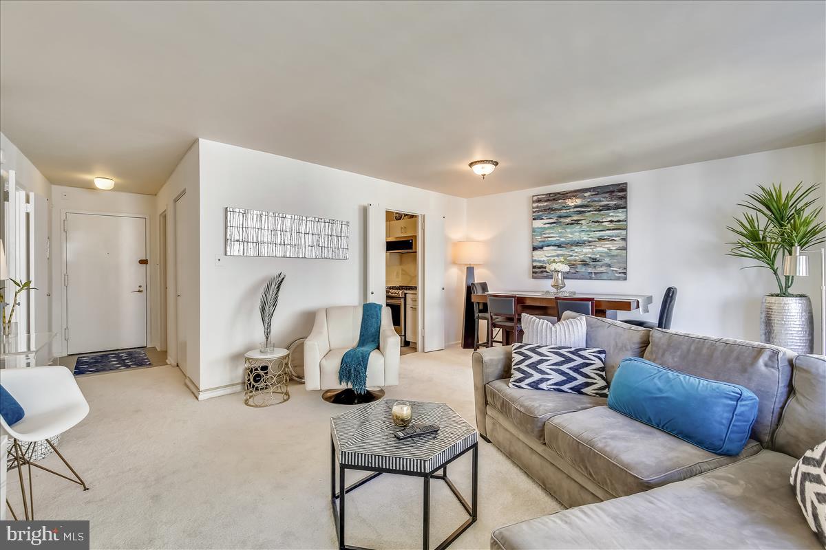 FRIENDSHIP HEIGHTS - Residential