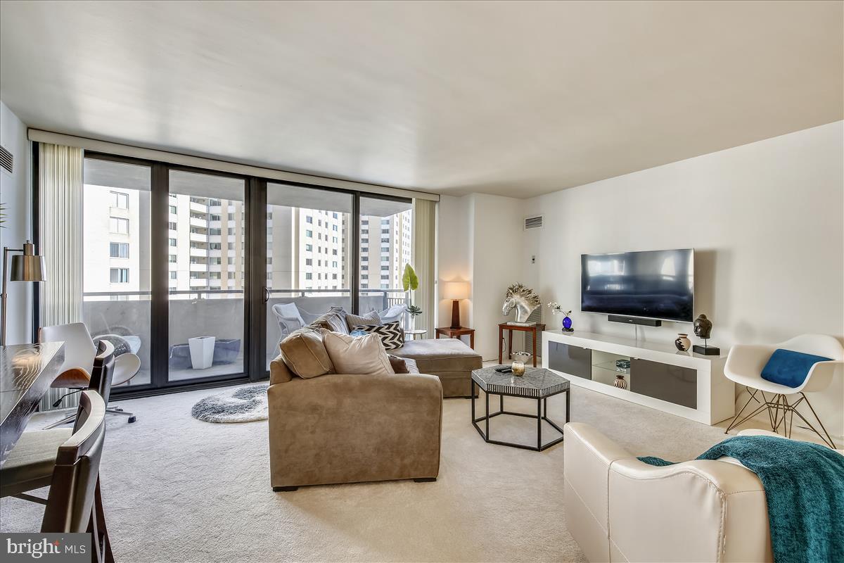 FRIENDSHIP HEIGHTS - Residential