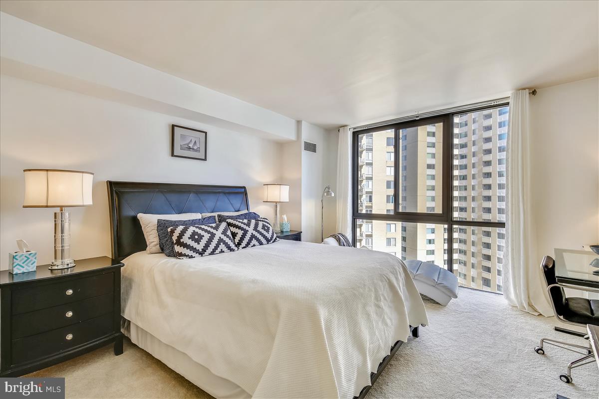 FRIENDSHIP HEIGHTS - Residential