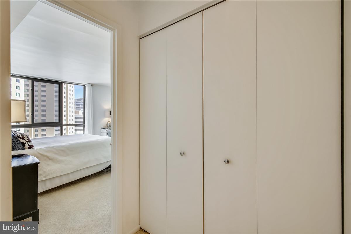 FRIENDSHIP HEIGHTS - Residential