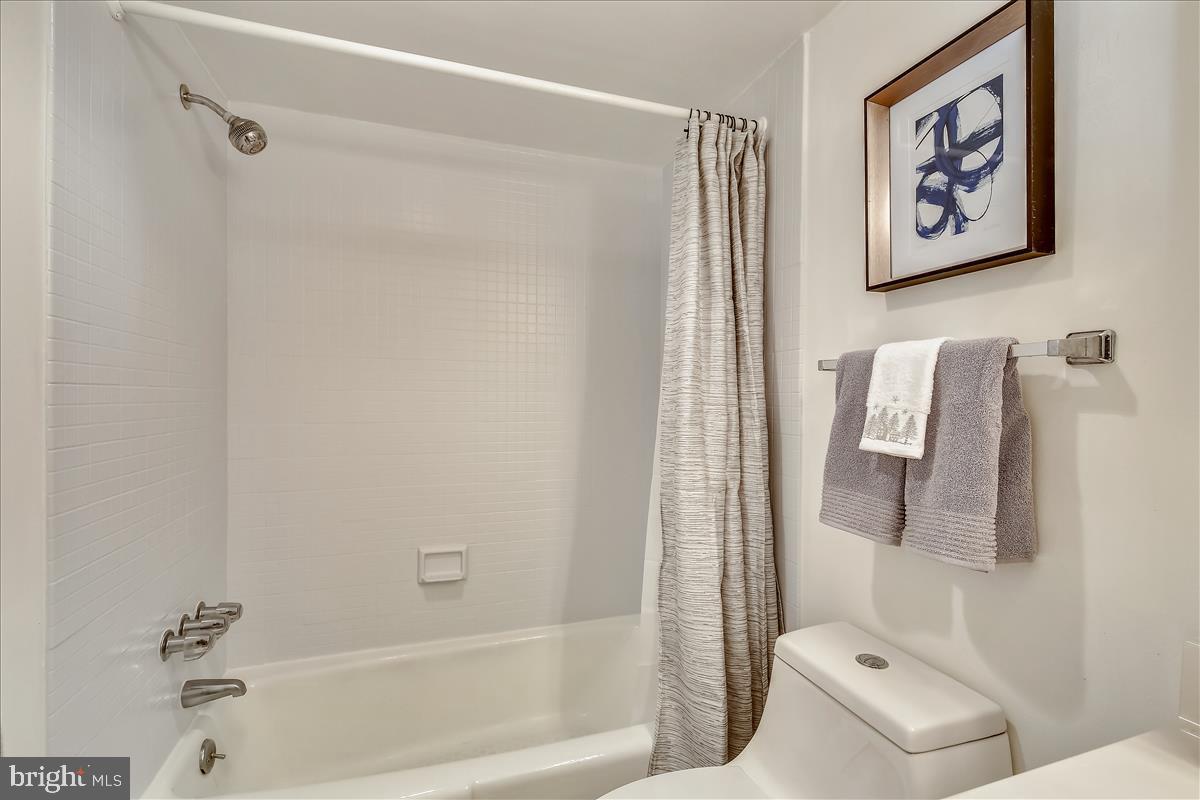 FRIENDSHIP HEIGHTS - Residential