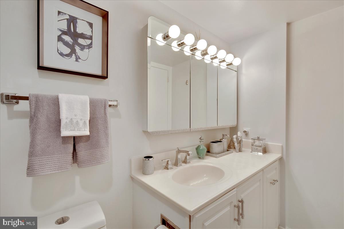 FRIENDSHIP HEIGHTS - Residential