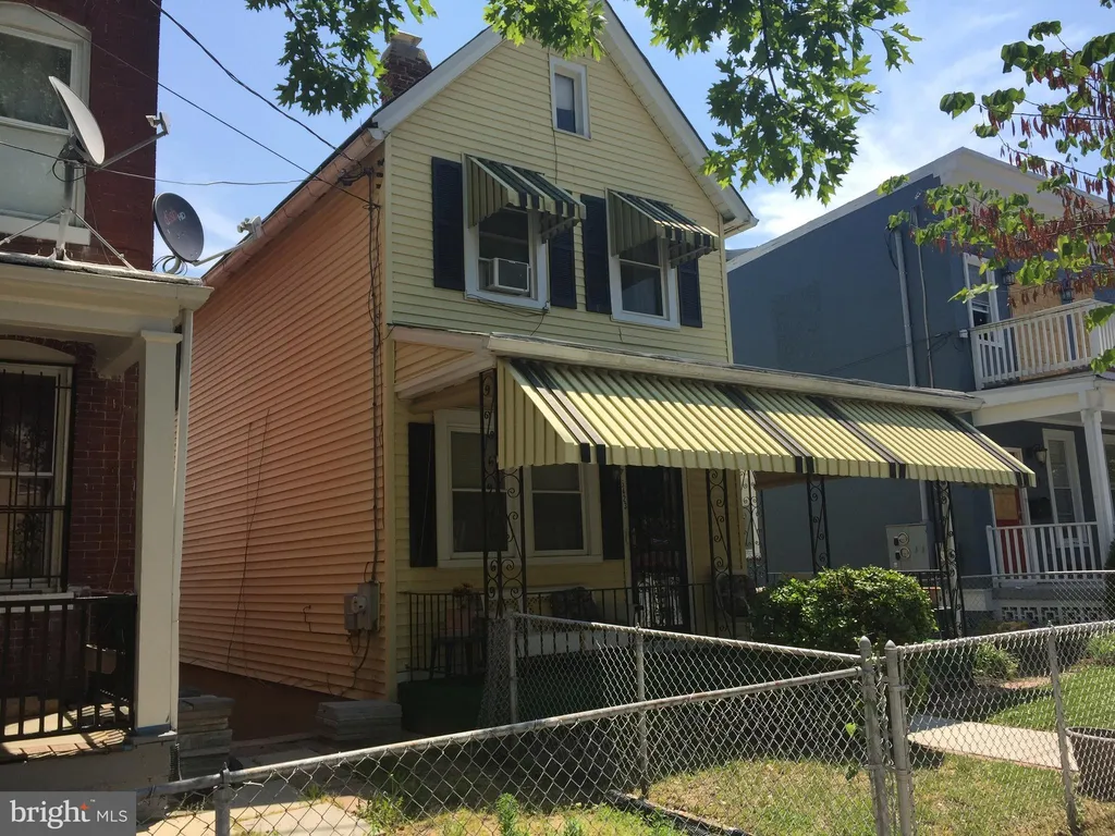 5423 8th Street NW, Washington, DC 20011