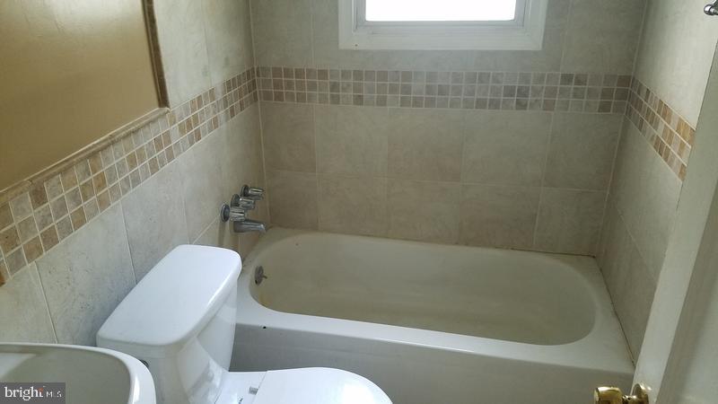 OAK SPRING - Residential