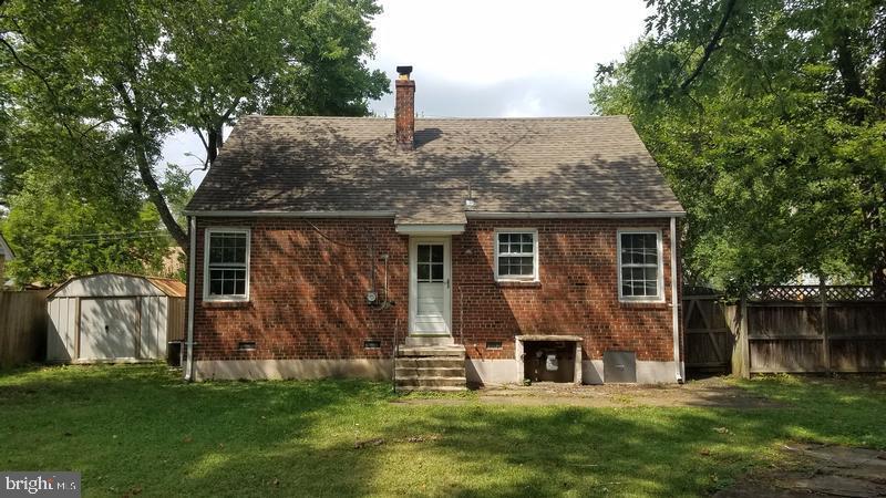 OAK SPRING - Residential