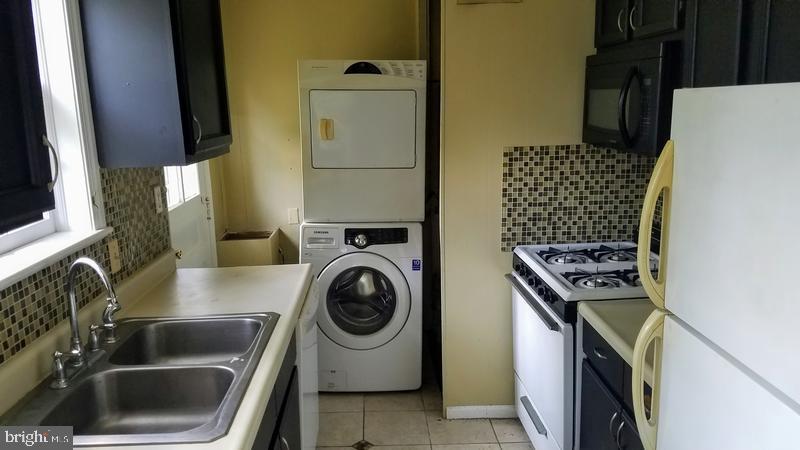 OAK SPRING - Residential