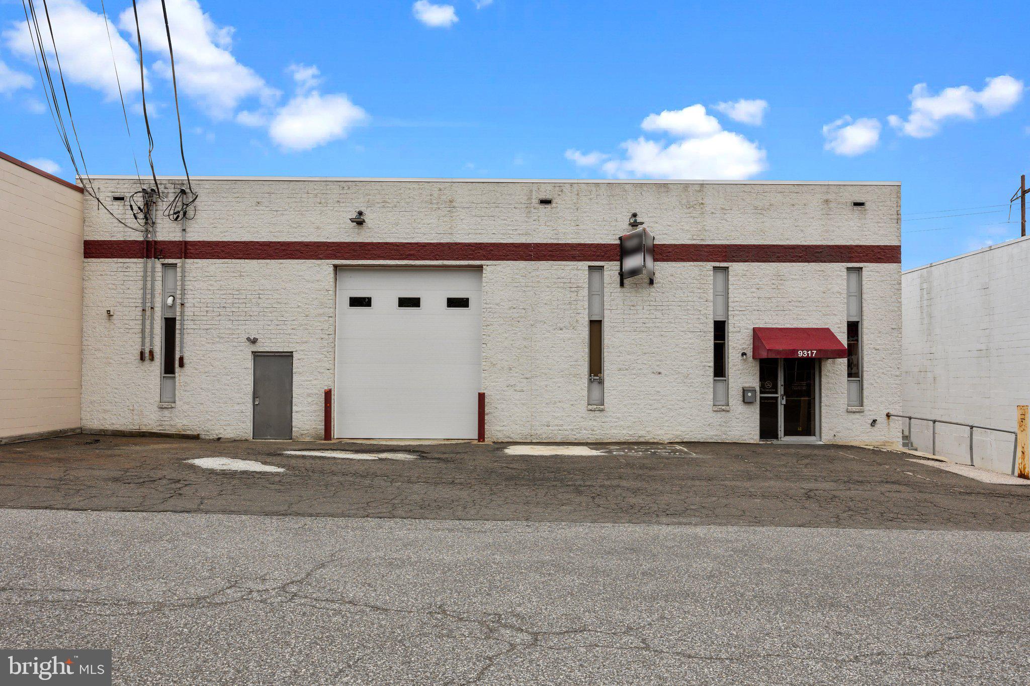 TORRESDALE - Commercial Sale