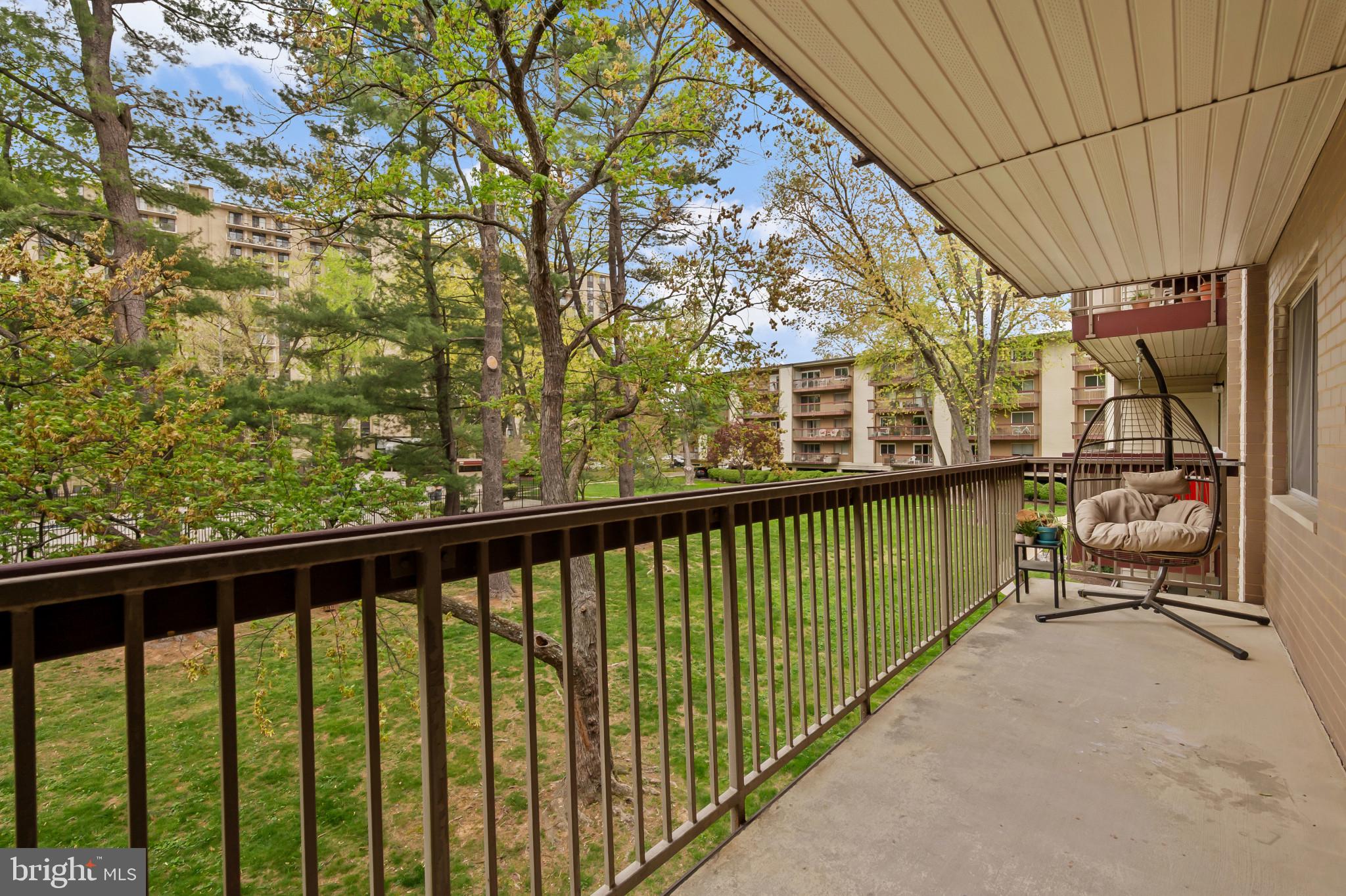 WEST SPRING - Residential