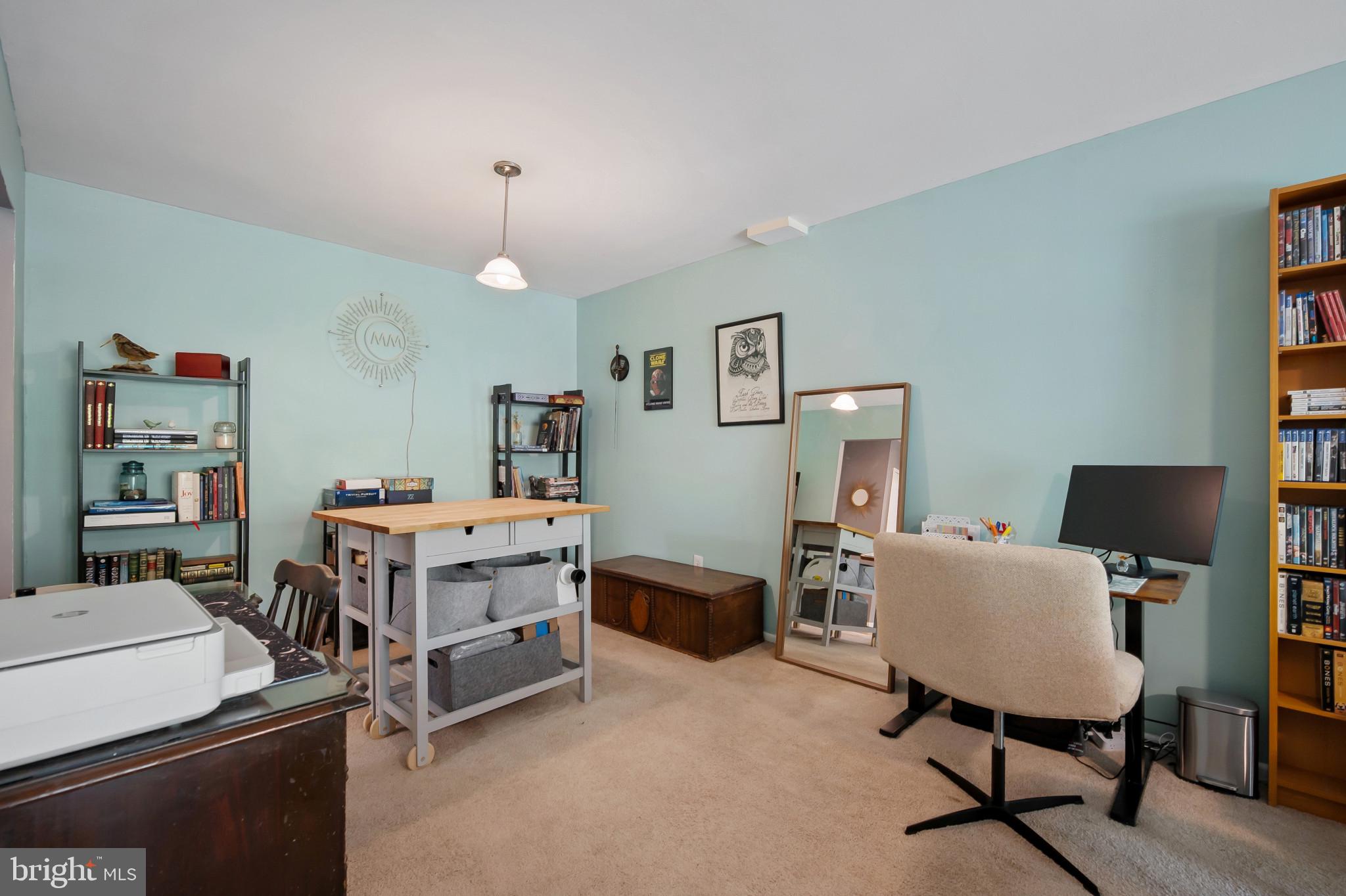 WEST SPRING - Residential