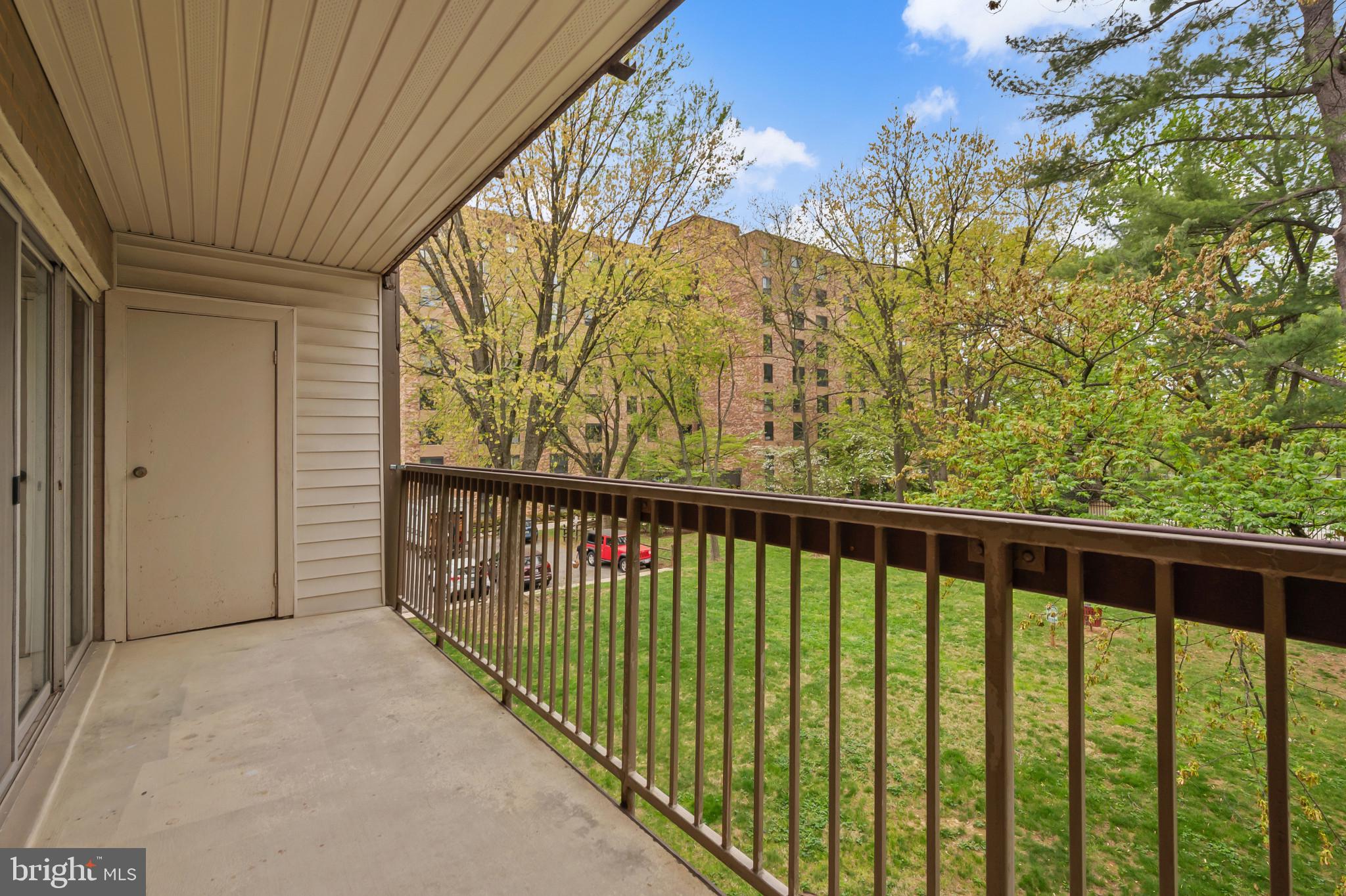 WEST SPRING - Residential