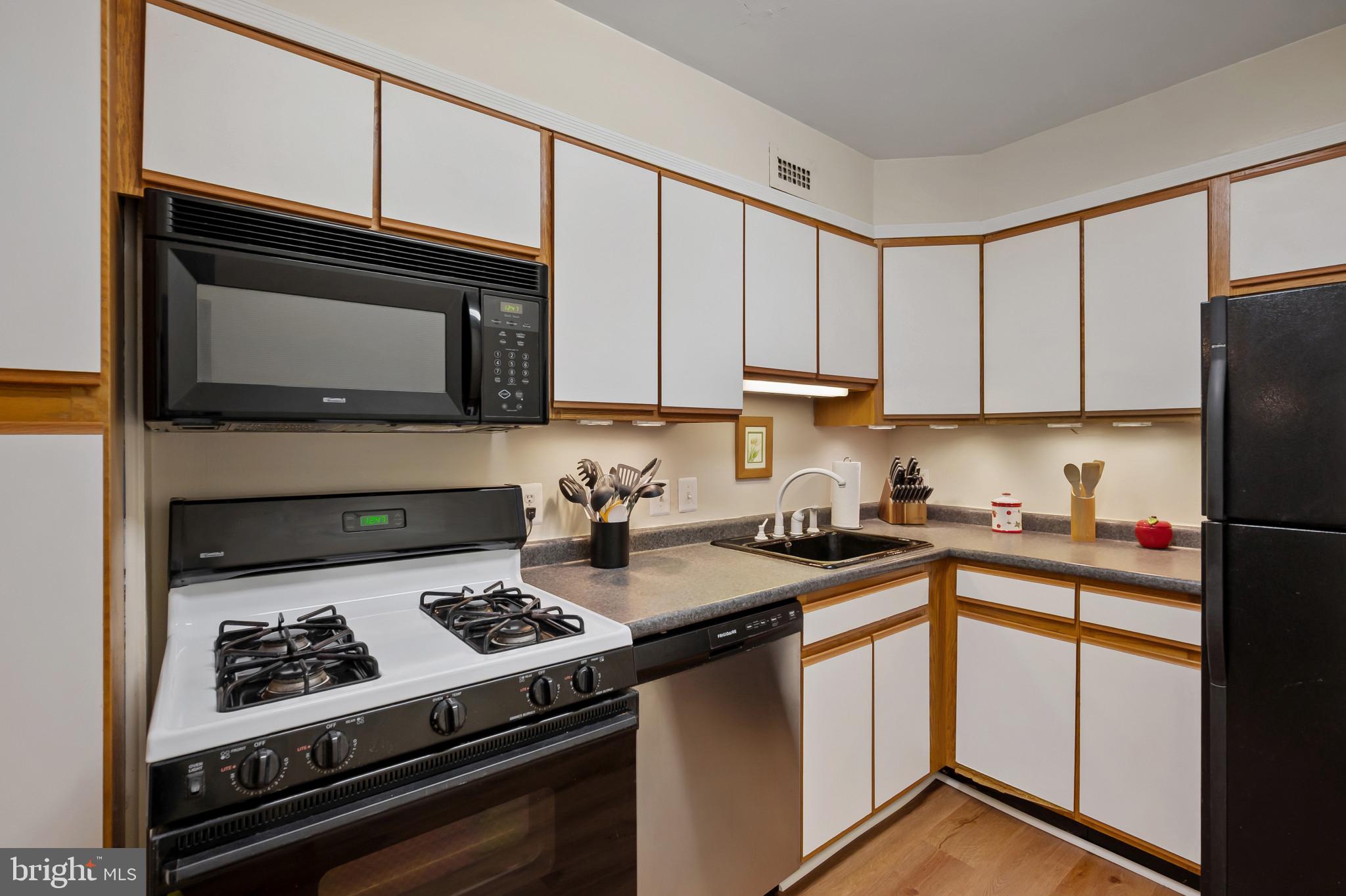 WEST SPRING - Residential