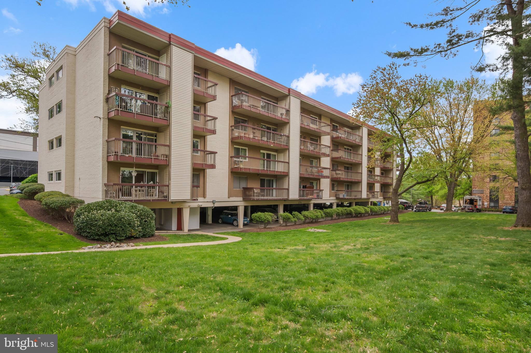 WEST SPRING - Residential