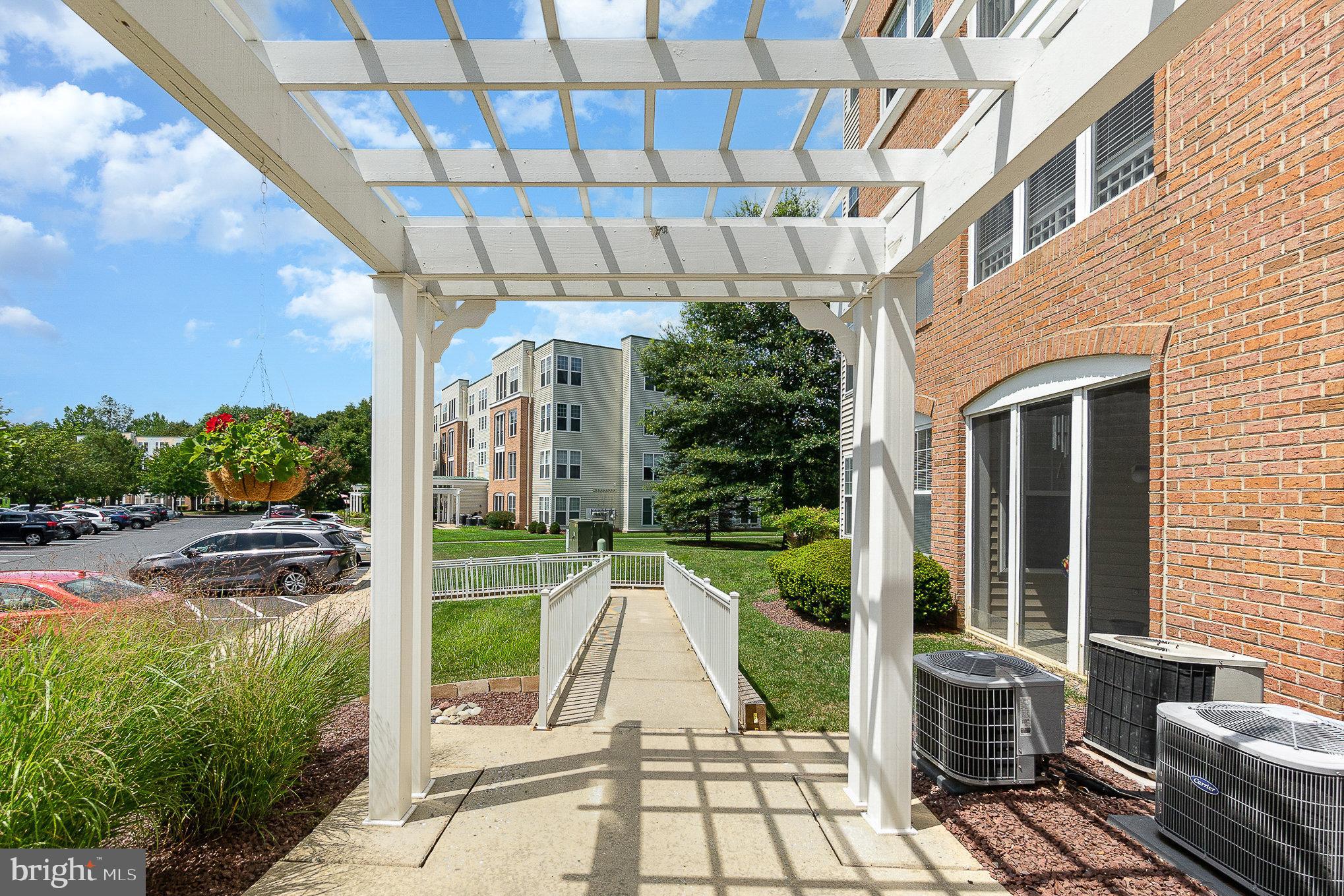 GREENHAVEN - Residential