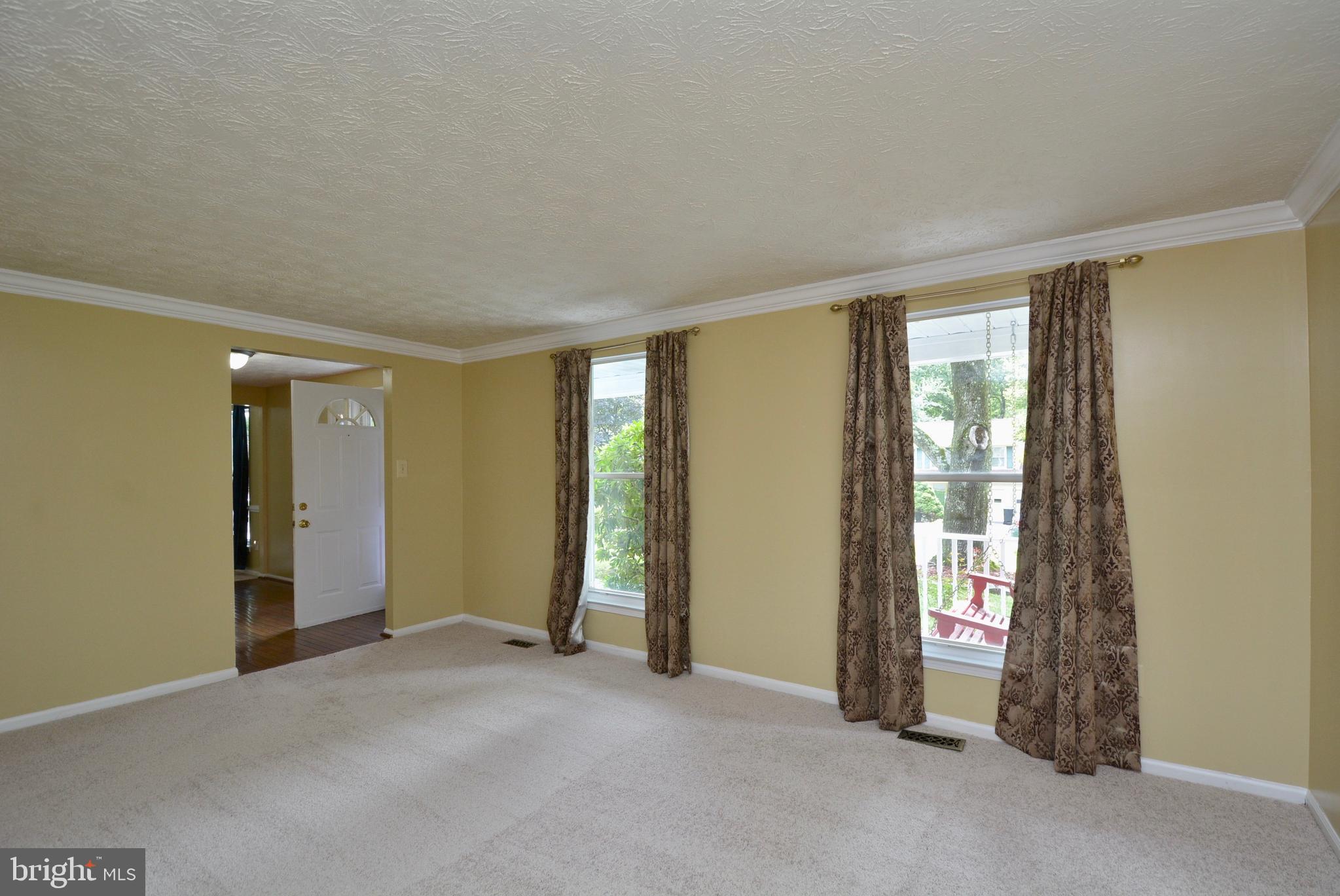 COLONY WOODS - Residential