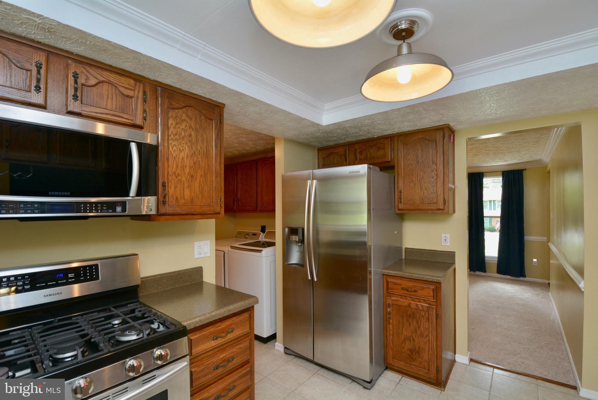 COLONY WOODS - Residential