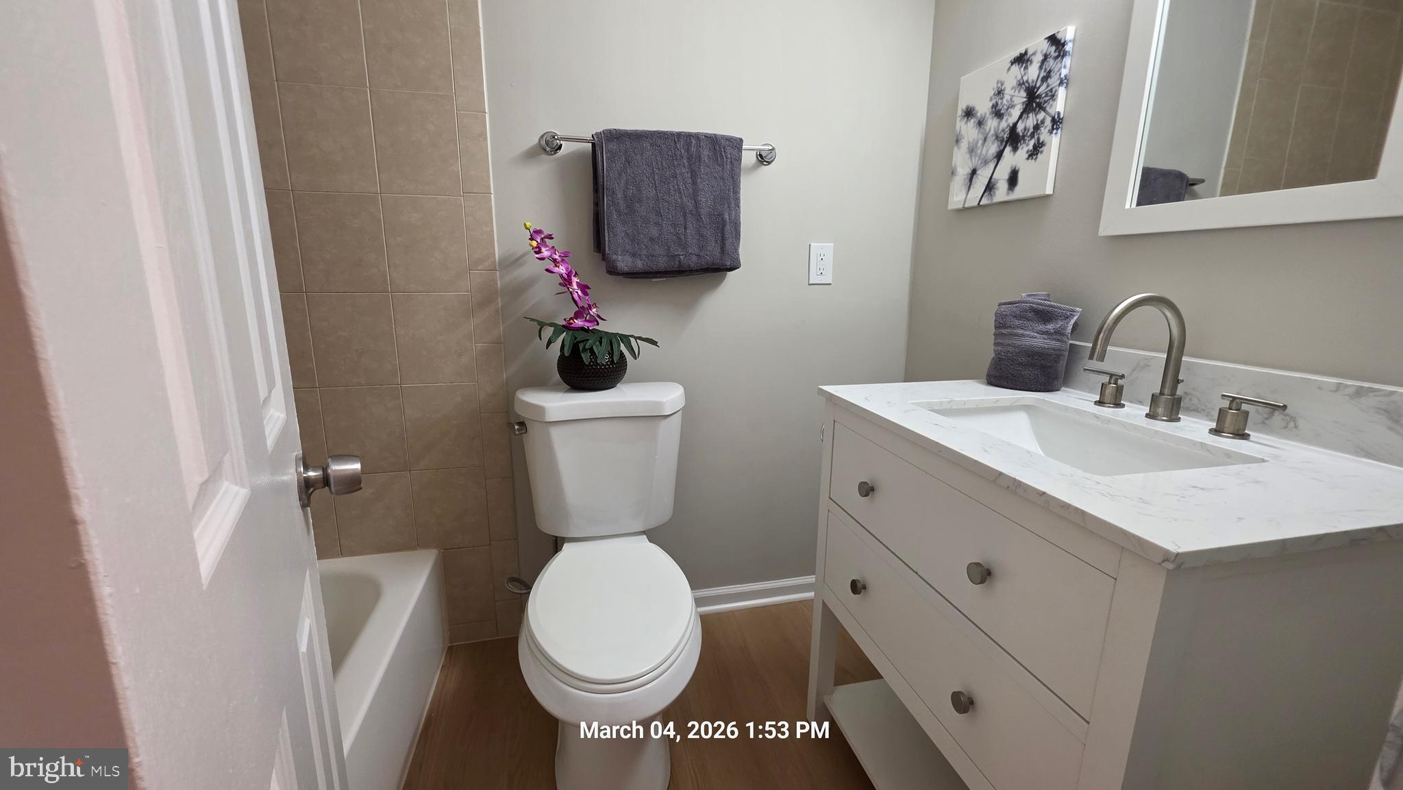 BETHESDA PARK - Residential