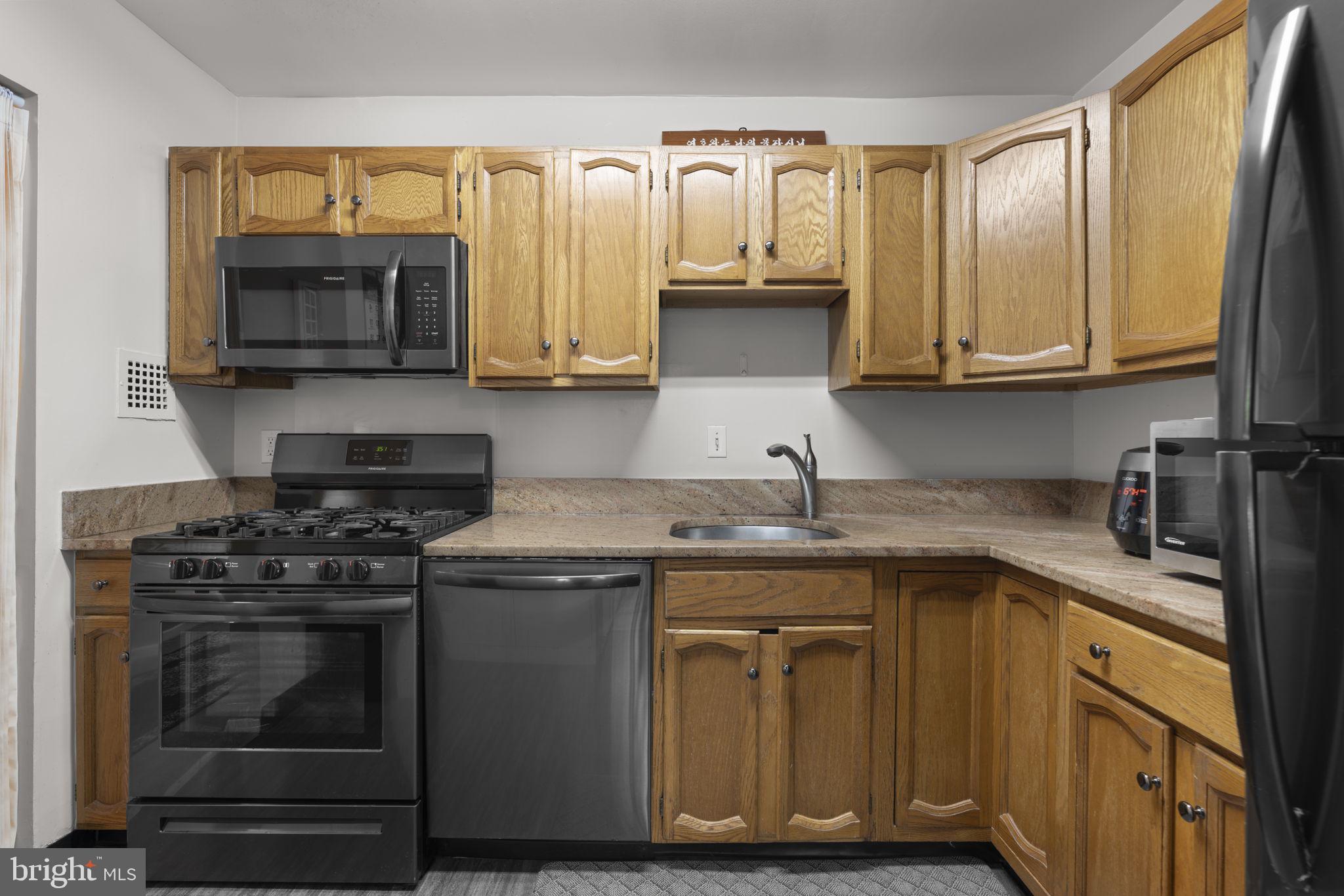 WILDE LAKE - Residential