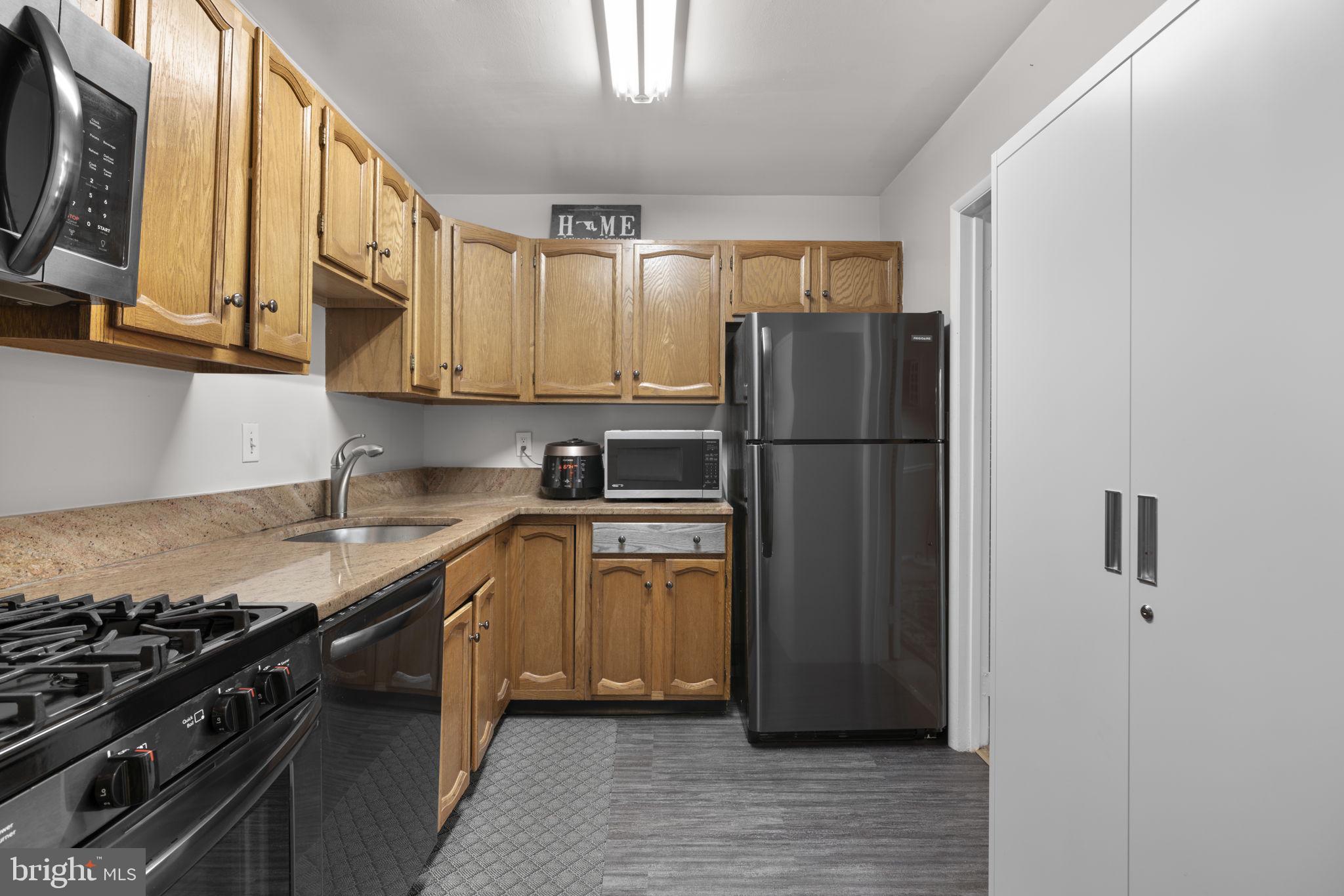 WILDE LAKE - Residential