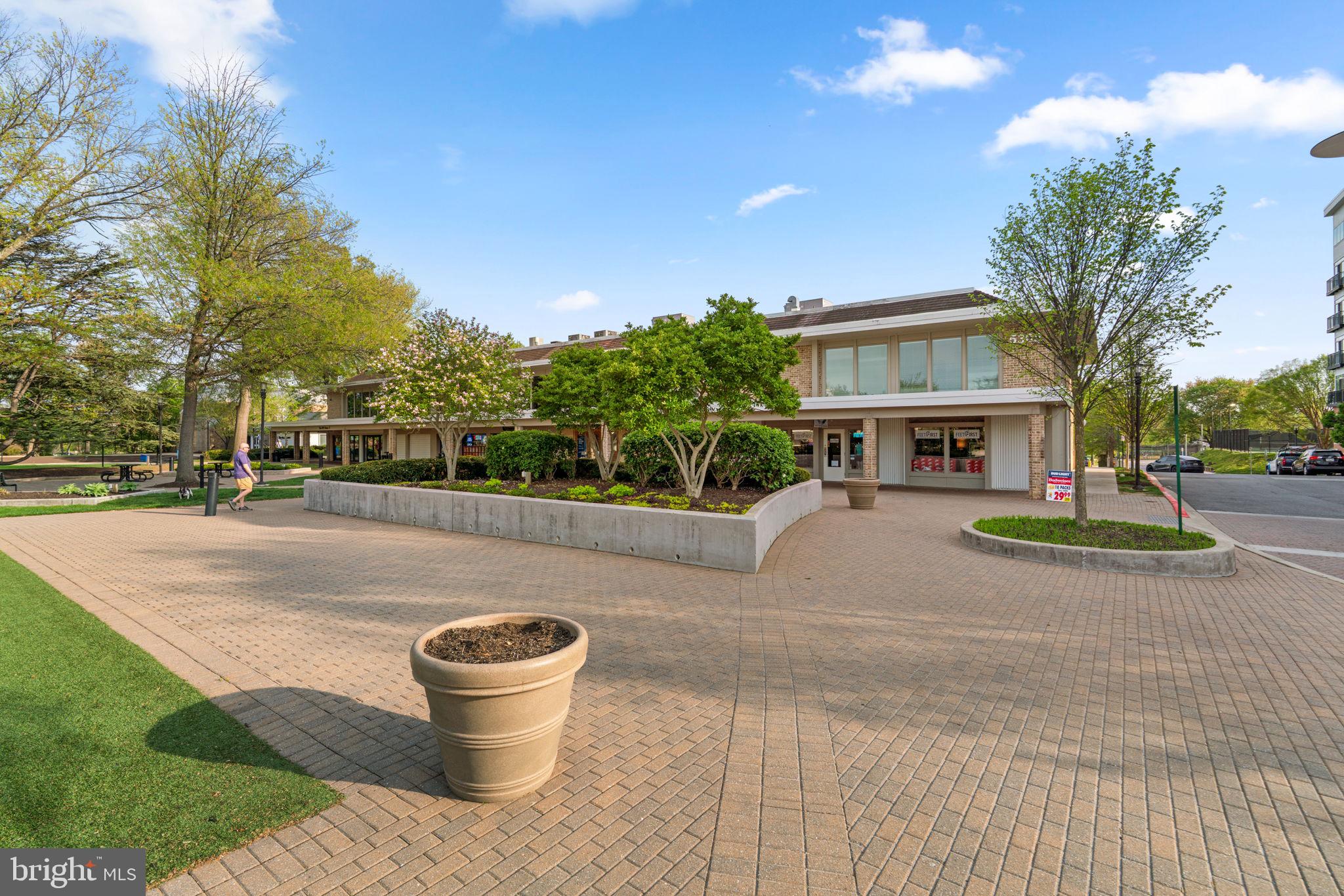 WILDE LAKE - Residential