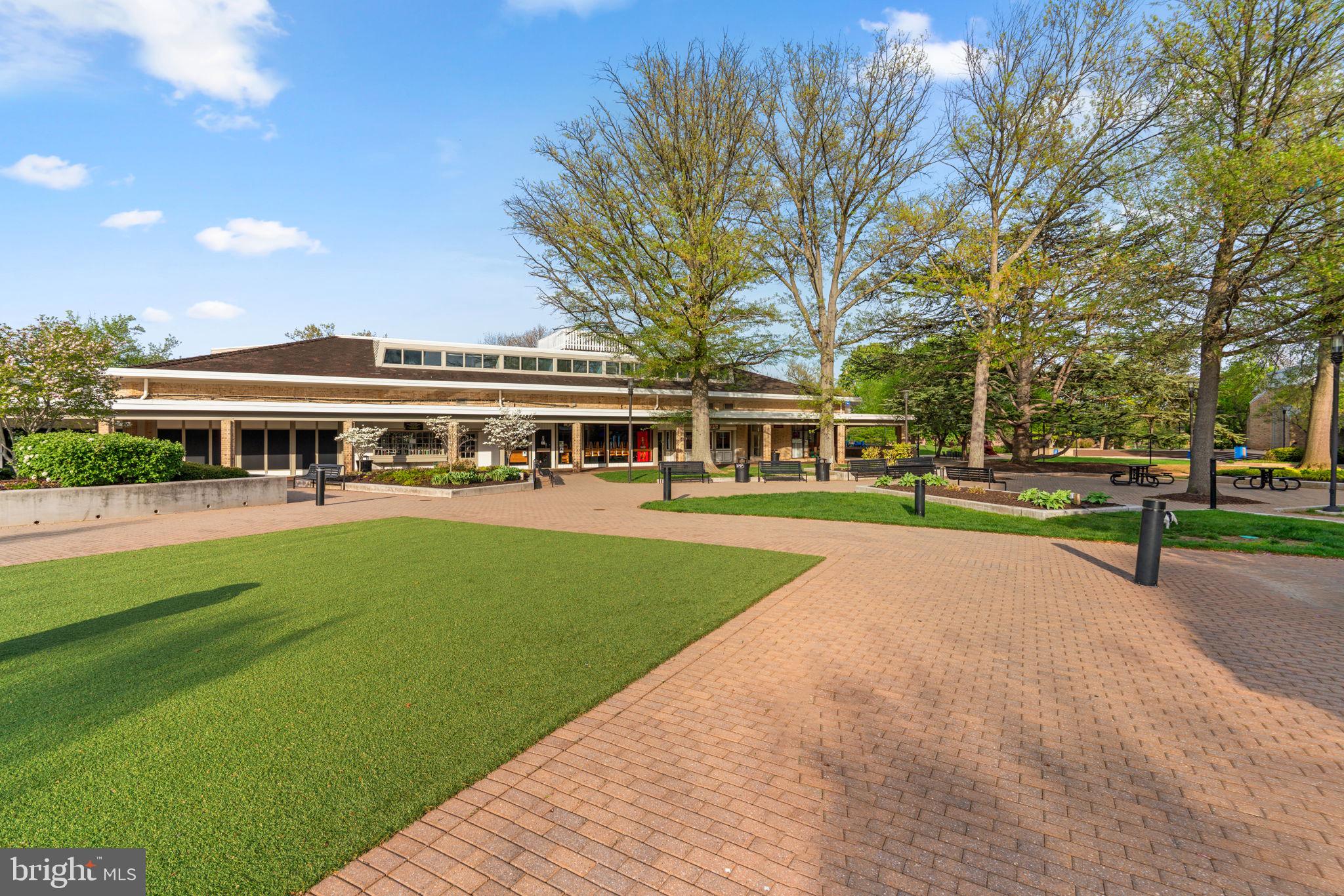 WILDE LAKE - Residential