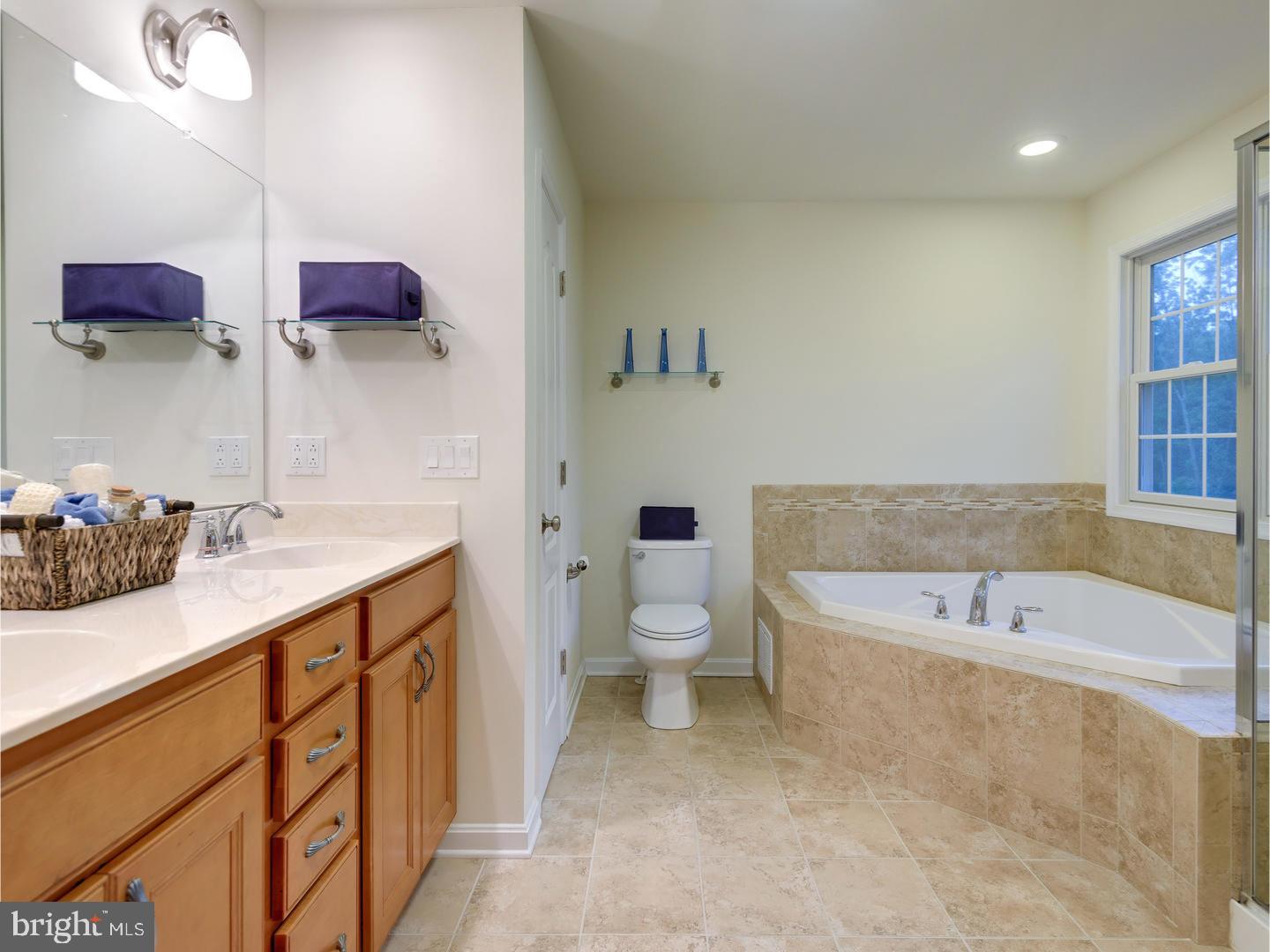 HIDDEN MEADOWS - Residential