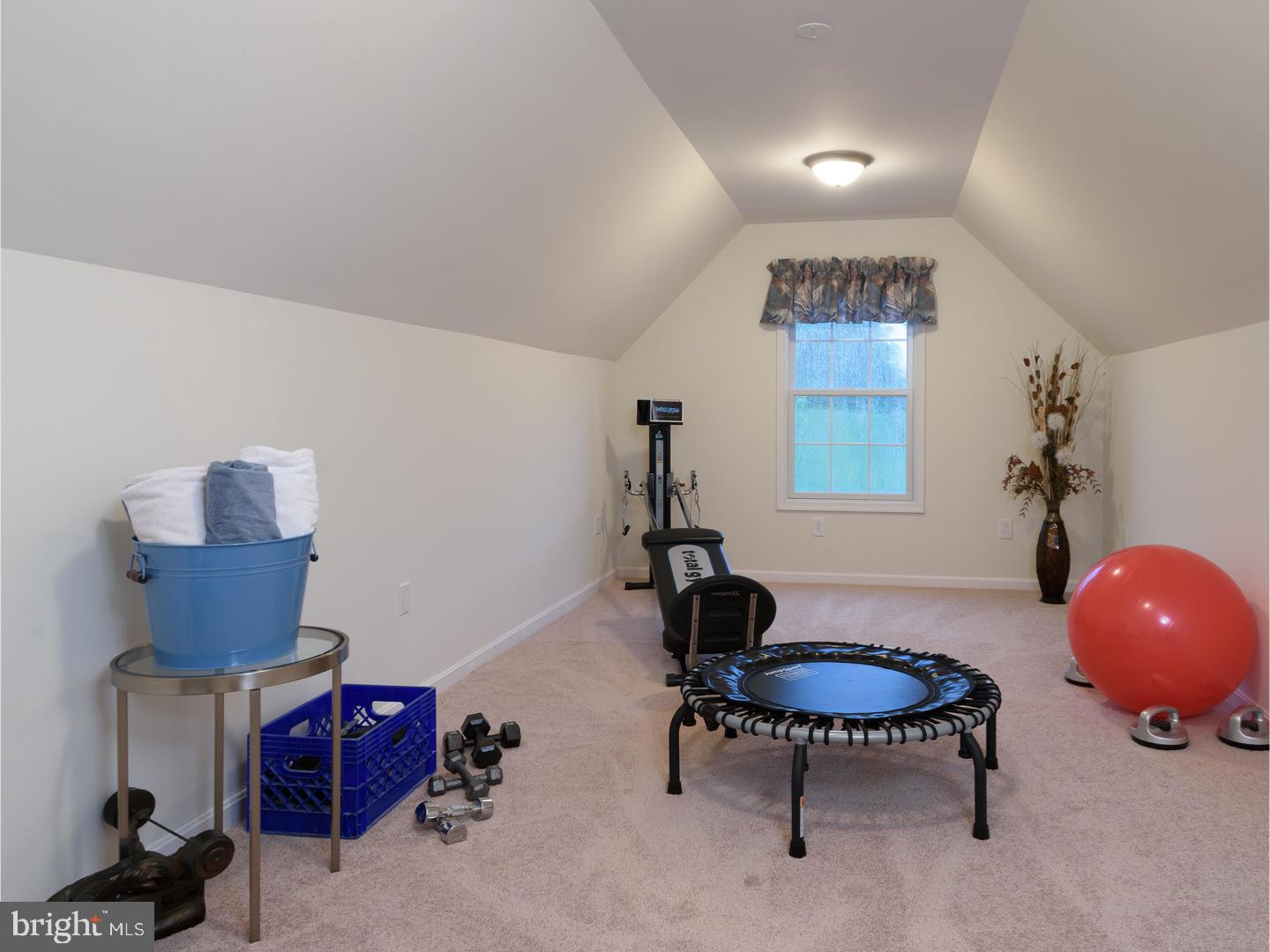 HIDDEN MEADOWS - Residential