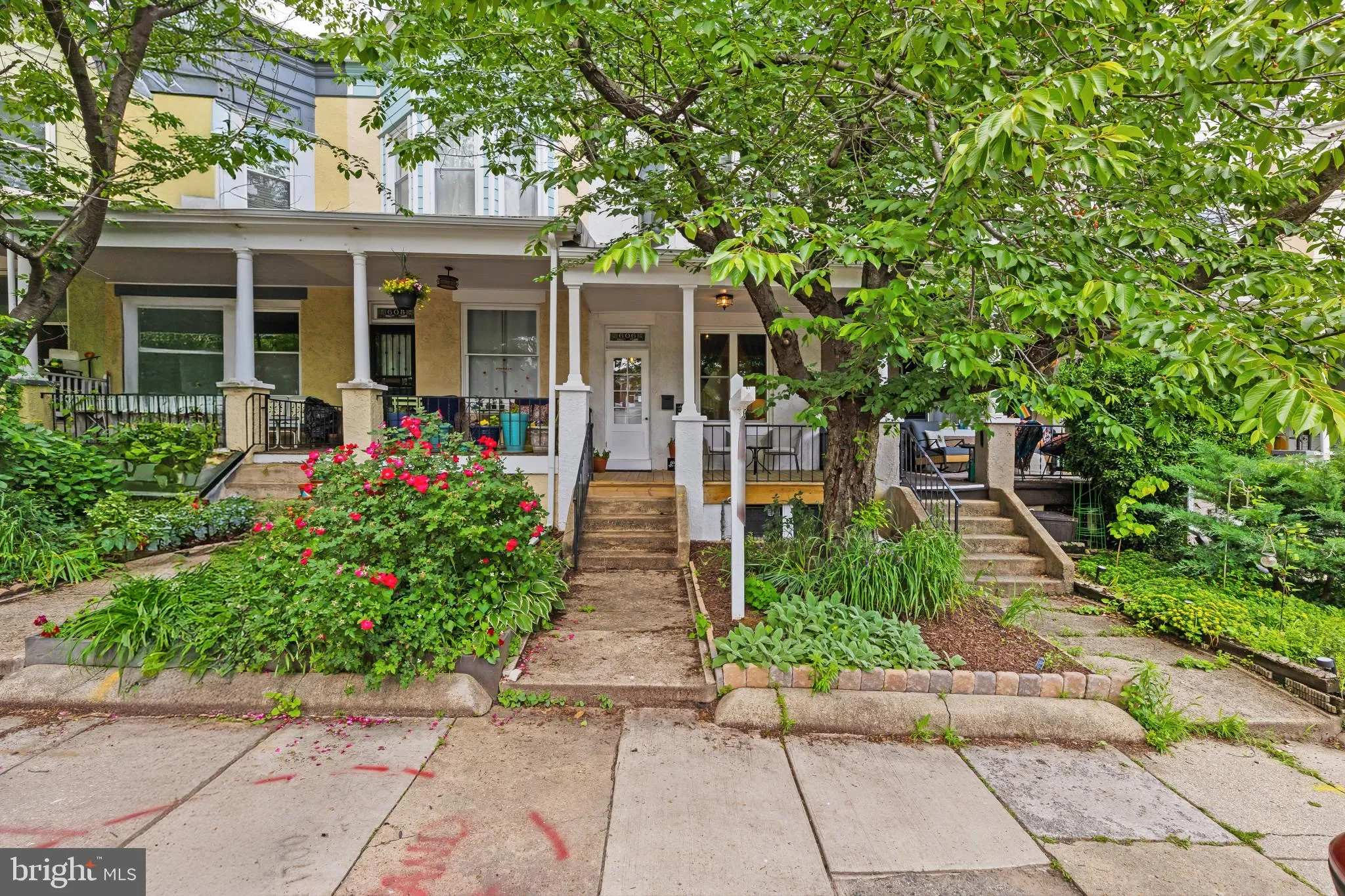 Baltimore, Maryland 21211, United States, 3 Bedrooms Bedrooms, ,1 BathroomBathrooms,Residential,Pending,133640