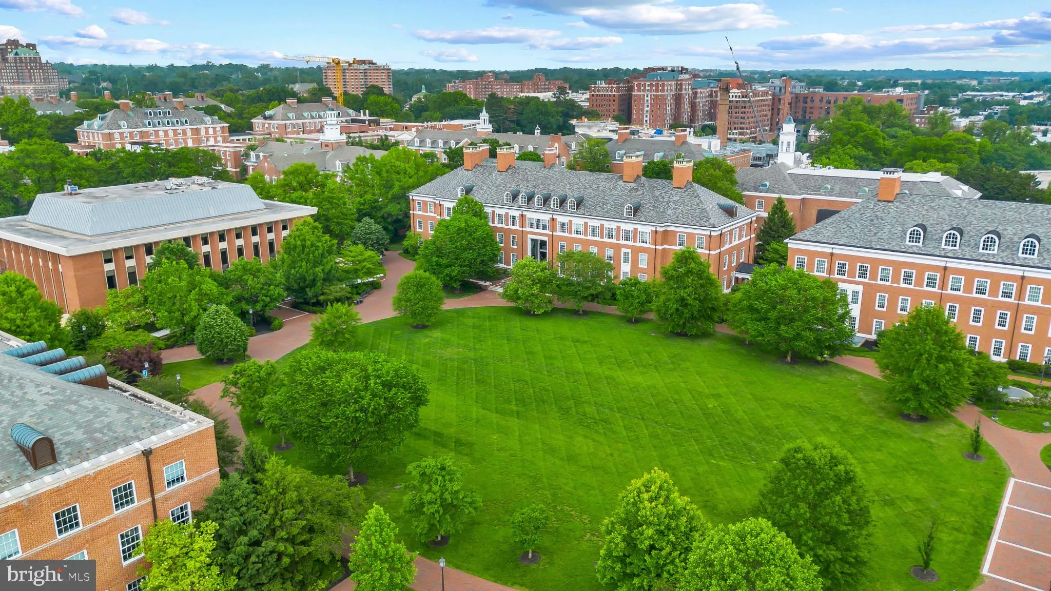 Baltimore, Maryland 21211, United States, 3 Bedrooms Bedrooms, ,1 BathroomBathrooms,Residential,Pending,133640